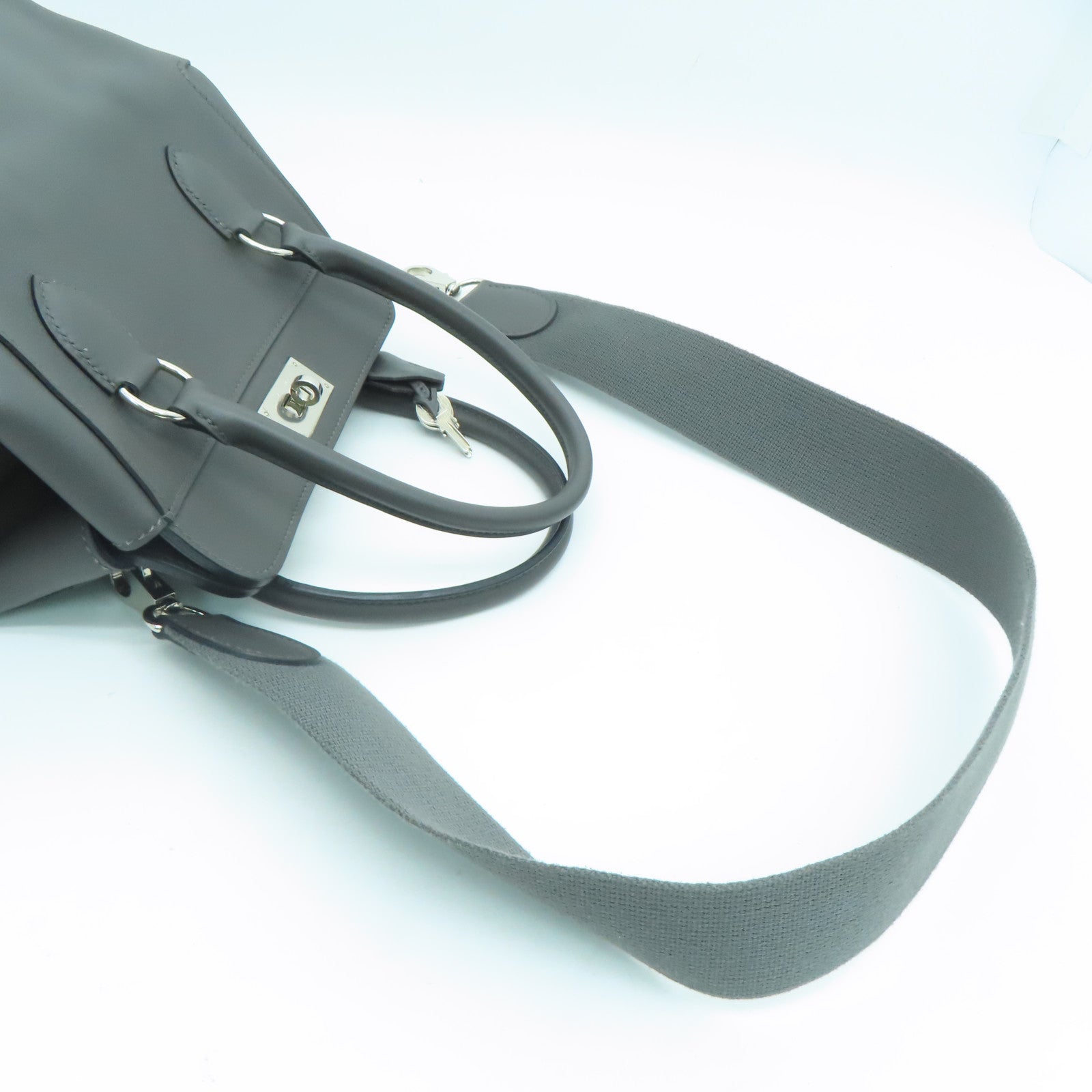 HERMES 【激減優惠】Swift皮革Toolbox 20 Shoulder Bag銀扣手挽肩背兩用袋Graphite/深灰色