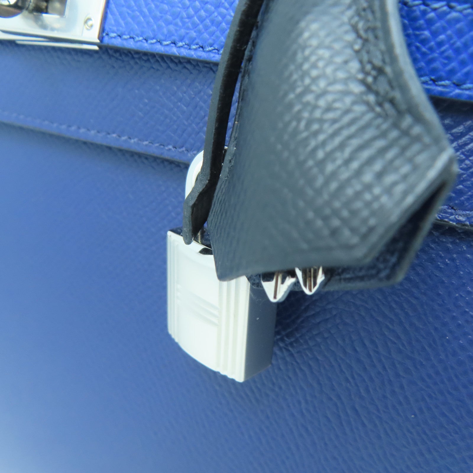 HERMES Epsom Leather Kelly 25 Silver Buckle Handle Shoulder Bag Sapphire Blue/Black