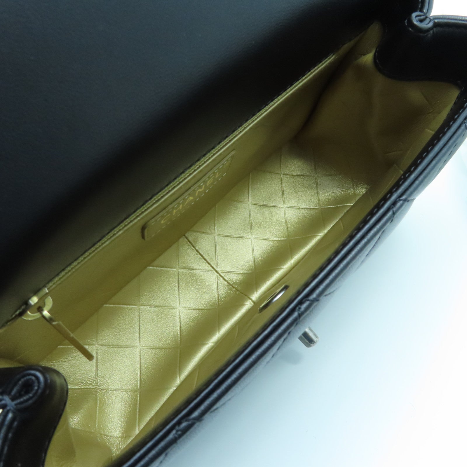CHANEL Diamond Sheepskin Leather Pearl Hairpin Badge Chain Shoulder Bag Black