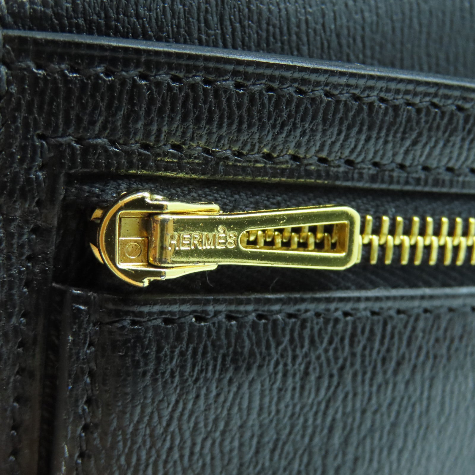 HERMES 鱷魚皮革Bearn Wallet金扣長錢包黑色