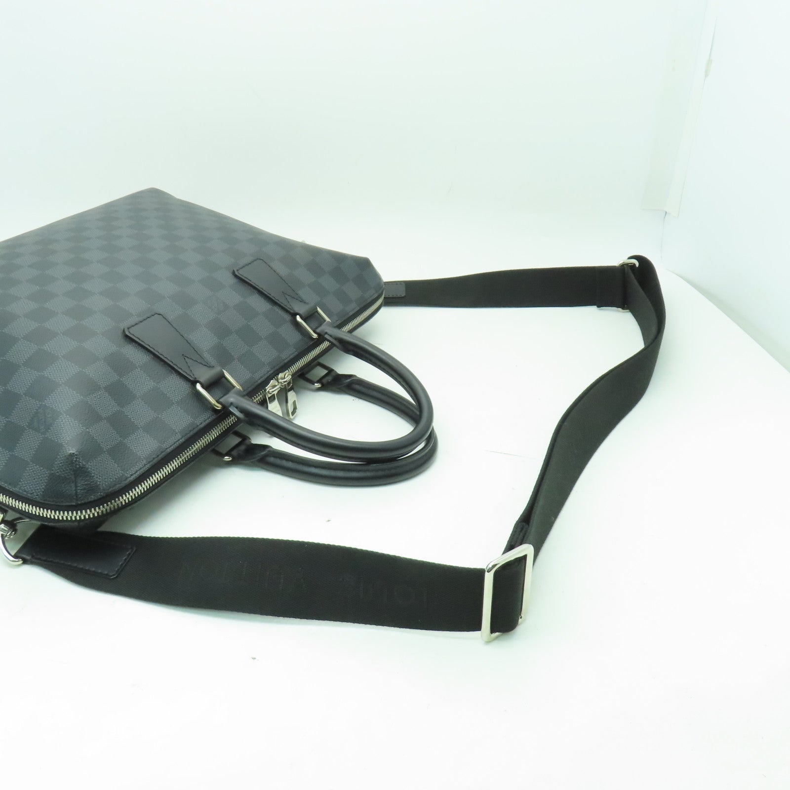 LOUIS VUITTON Damier Graphite Porte Documents Jour Business Bag