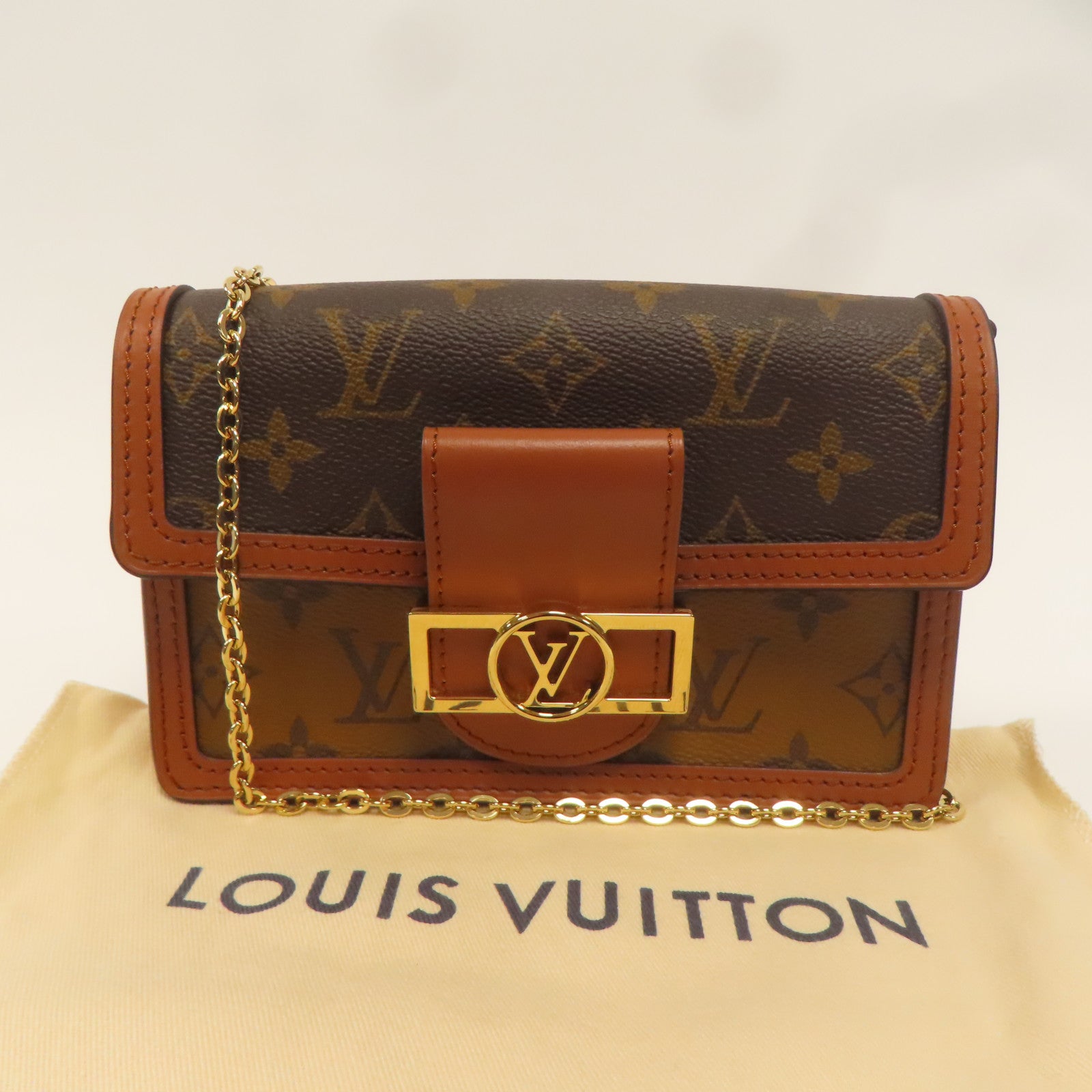LOUIS VUITTON Monogram Reverse Dauphine Wallet On Chain金扣肩背袋啡色