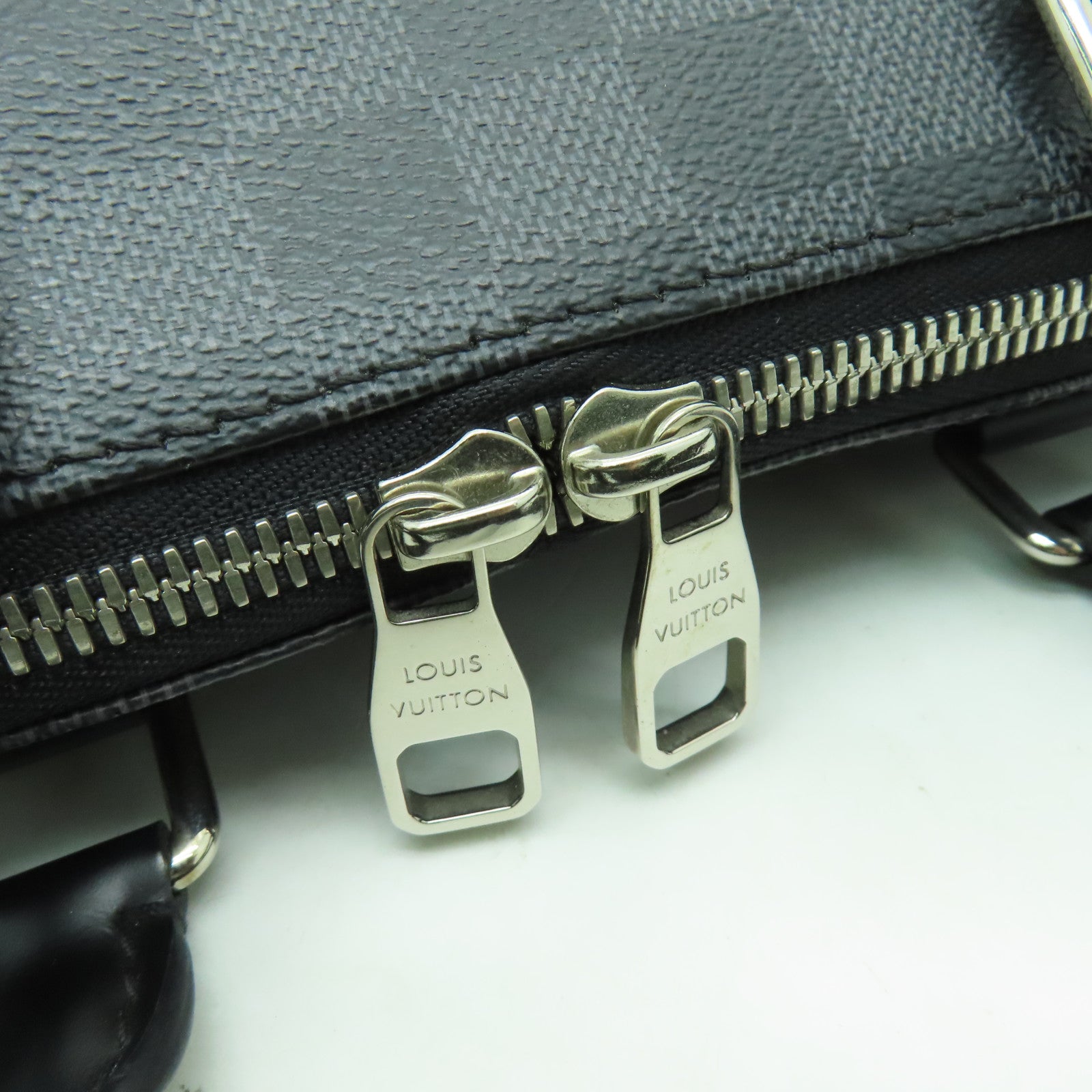 LOUIS VUITTON Damier Graphite Porte Documents Jour Business Bag