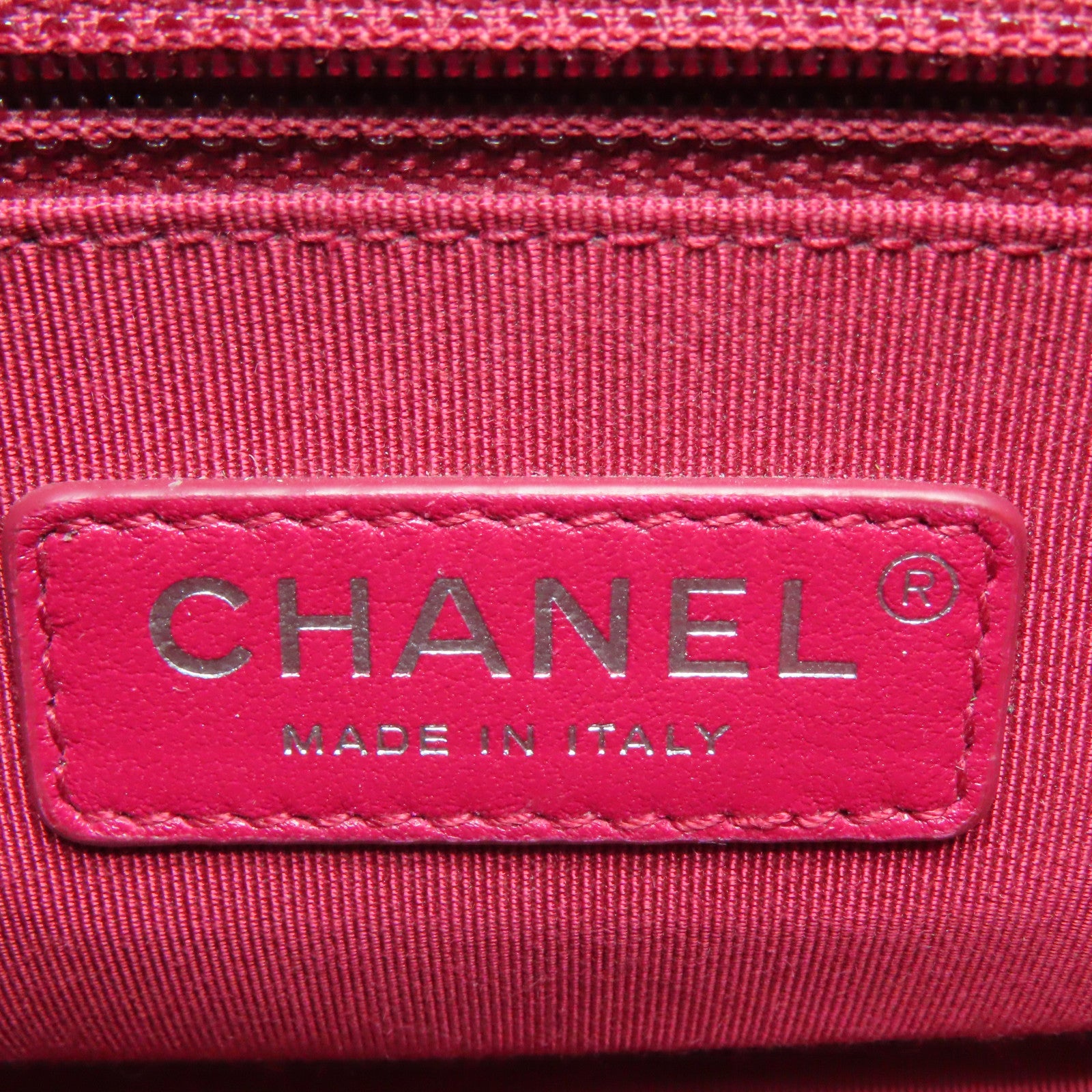 CHANEL 菱格牛皮皮革Gabrielle链带肩背袋黑色