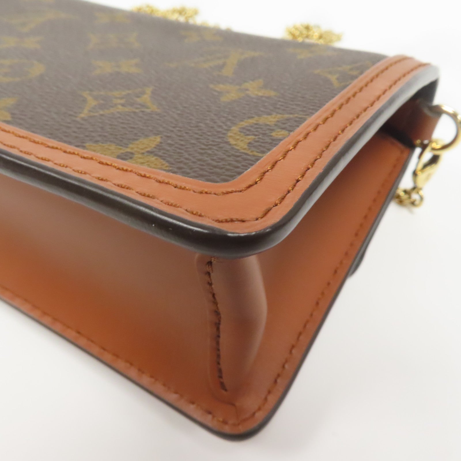 LOUIS VUITTON Monogram Reverse Dauphine Wallet On Chain金扣肩背袋啡色