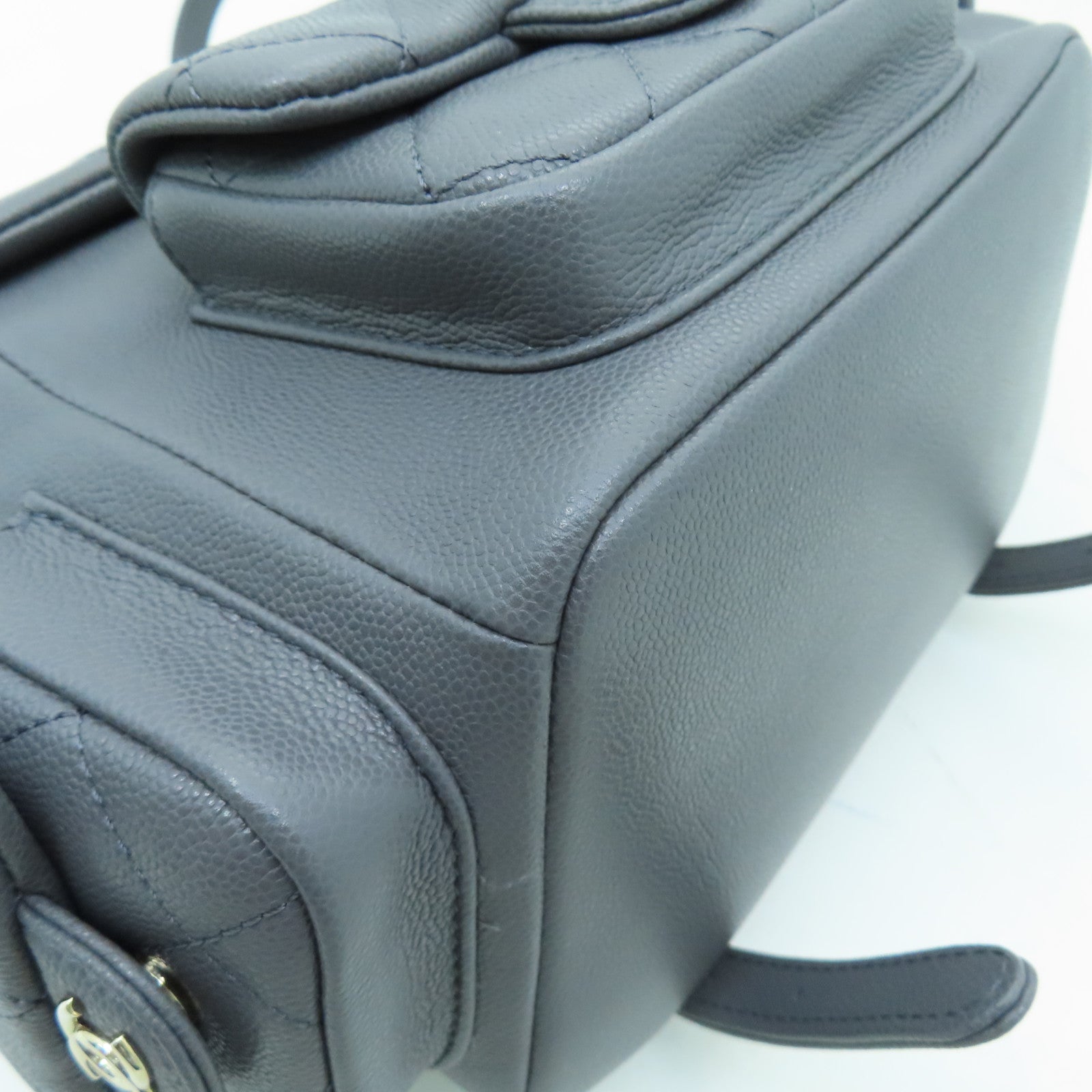 CHANEL 菱格牛皮皮革Backpack金扣背包灰色