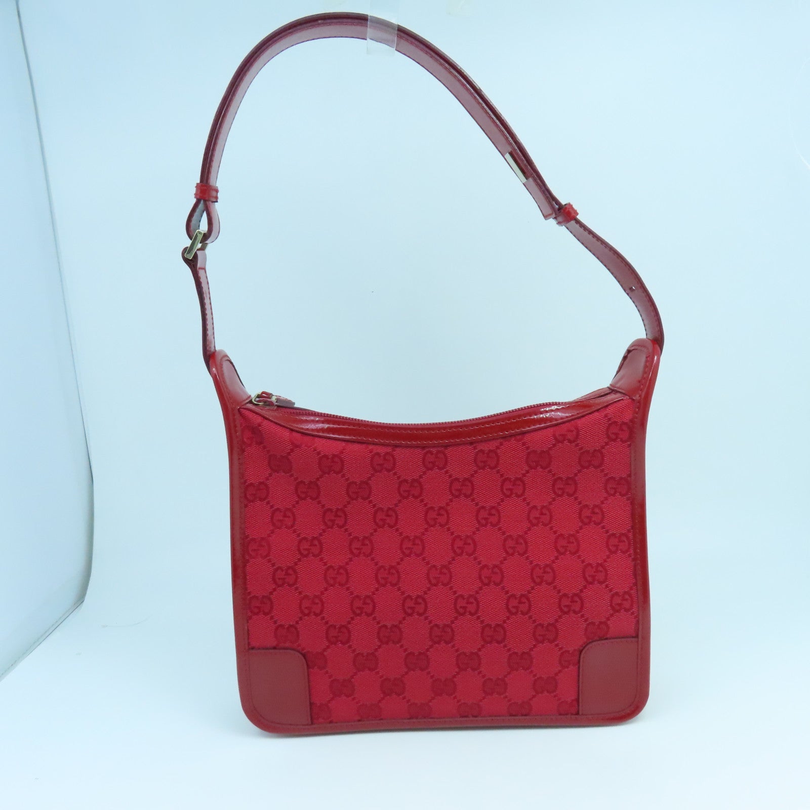 GUCCI Canvas / Patent Leather Shoulder Bag Gold Buckle Shoulder Bag Red