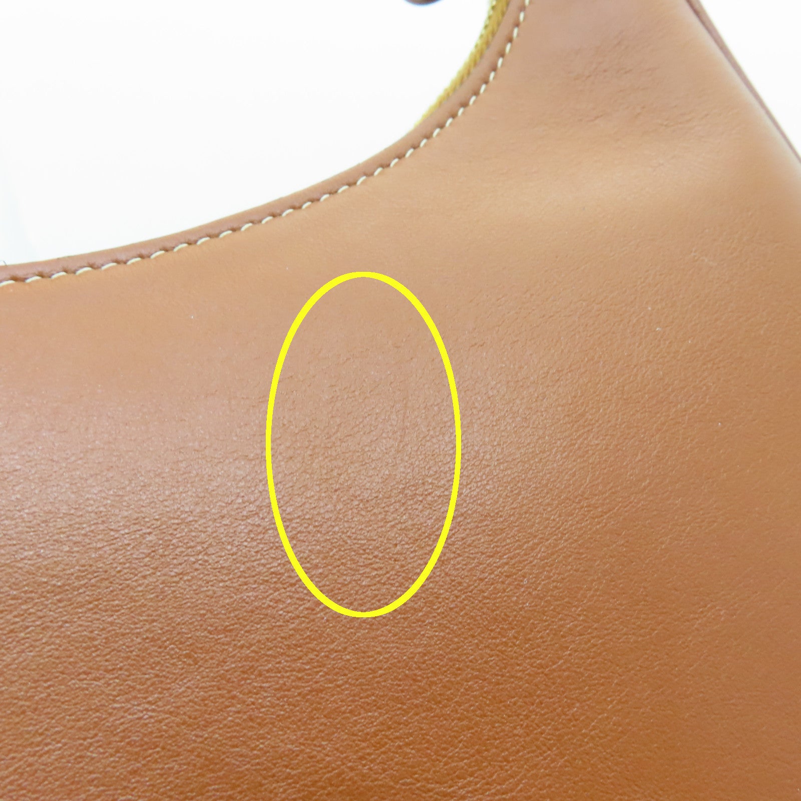 CELINE 牛皮皮革AVA金扣肩背袋啡色