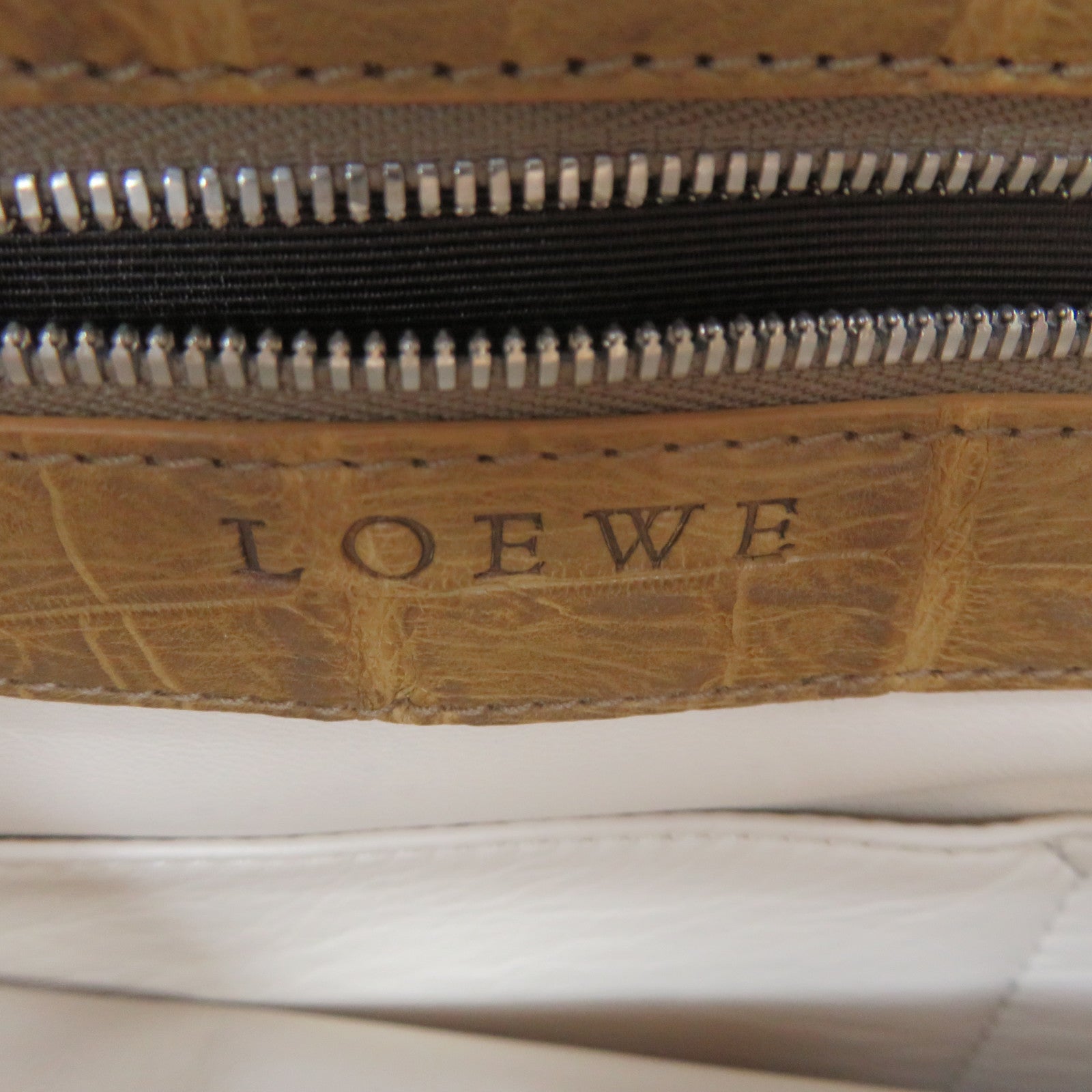 LOEWE 【激减优惠】鳄鱼皮革Hand Bag啡色