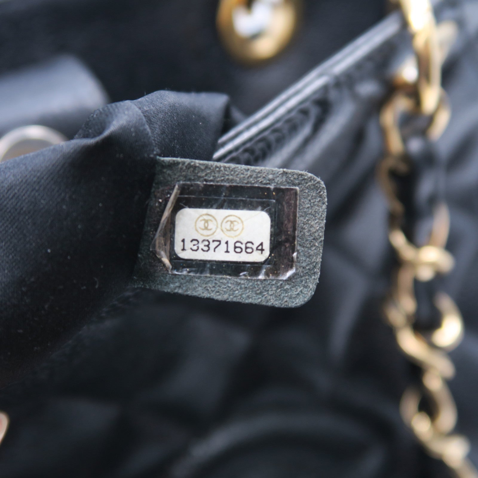 CHANEL 菱格Caviar皮革PST Petite Shopping Tote Bag金扣鏈帶肩背袋黑色
