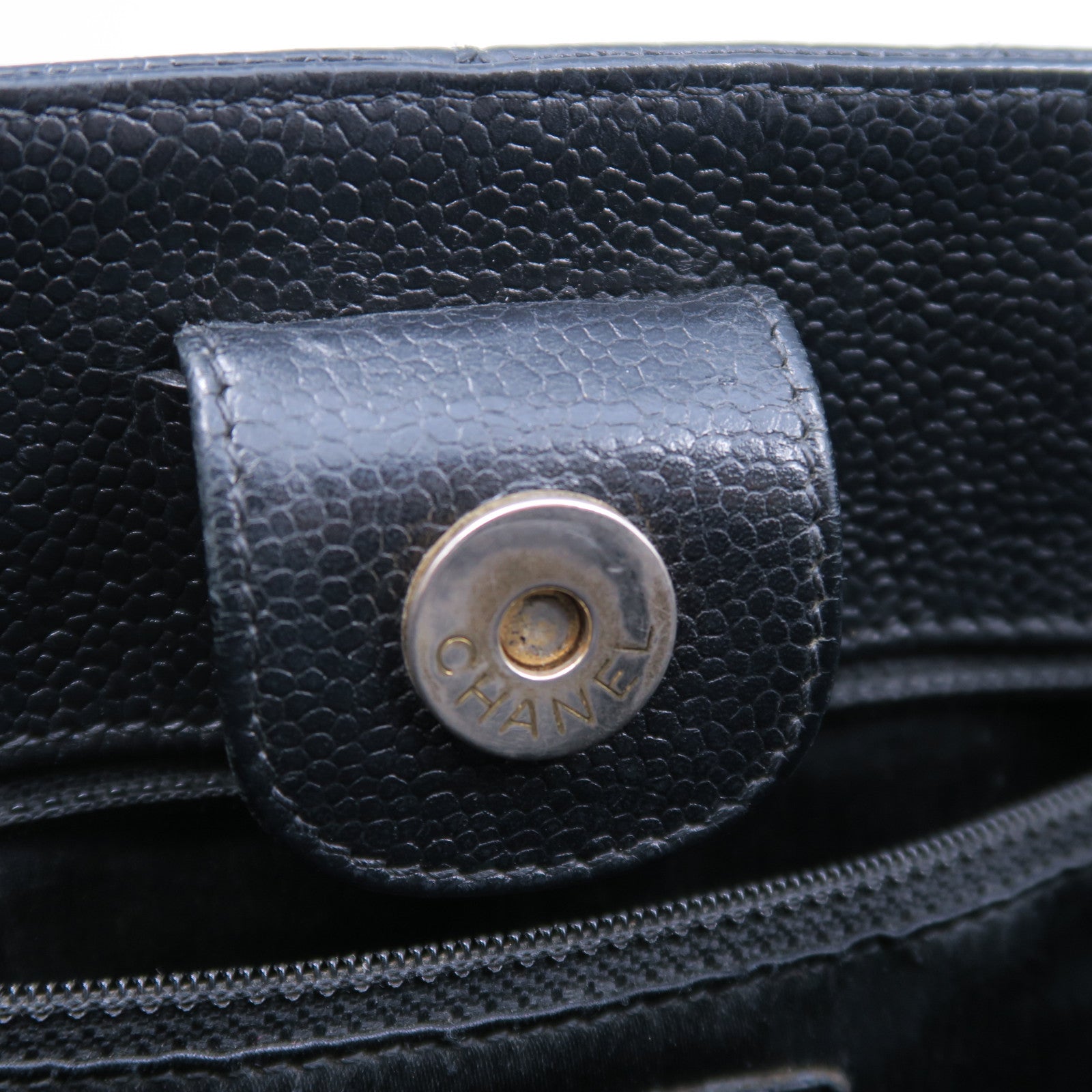 CHANEL 菱格Caviar皮革PST Petite Shopping Tote Bag金扣鏈帶肩背袋黑色