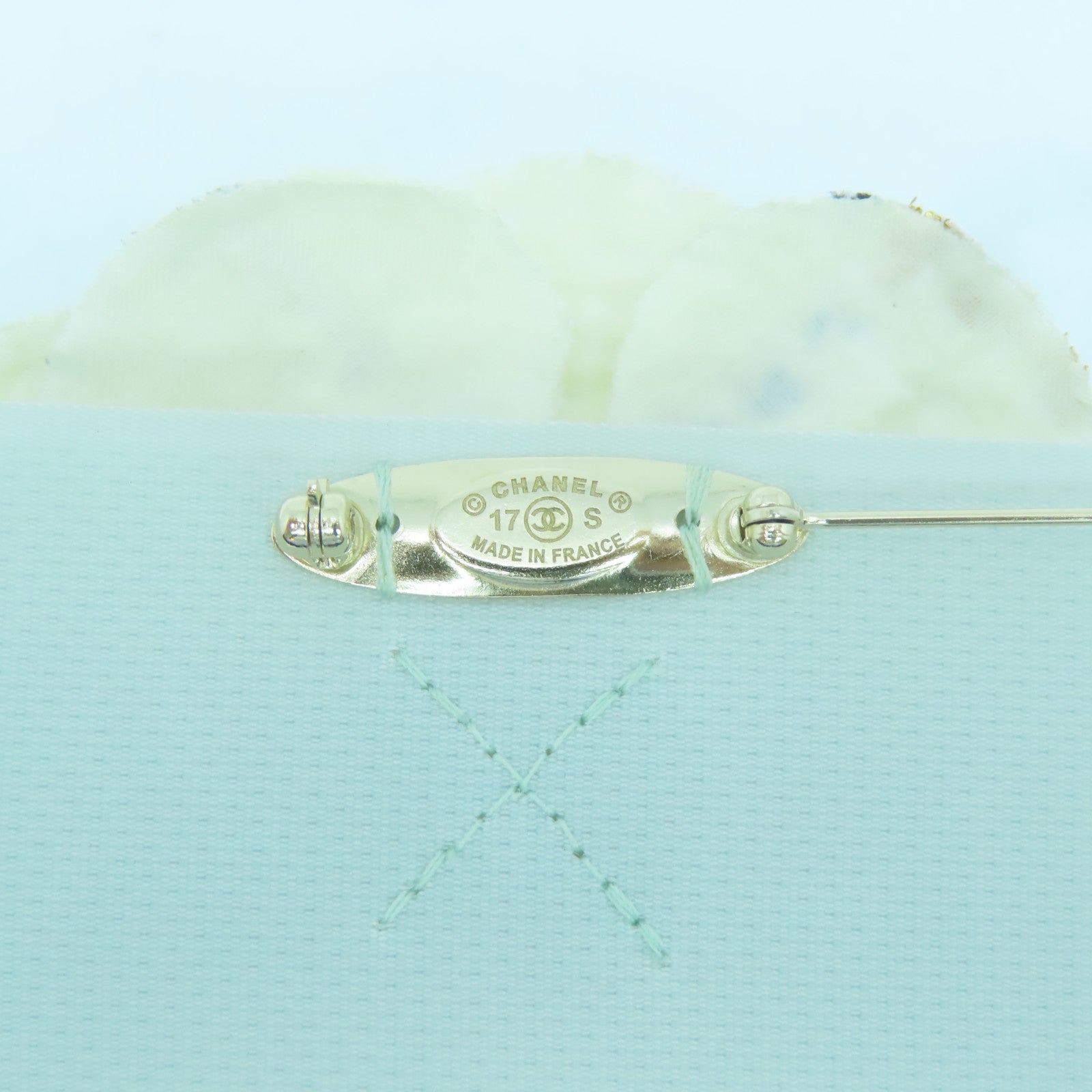 CHANEL Brooch brooch white fabric