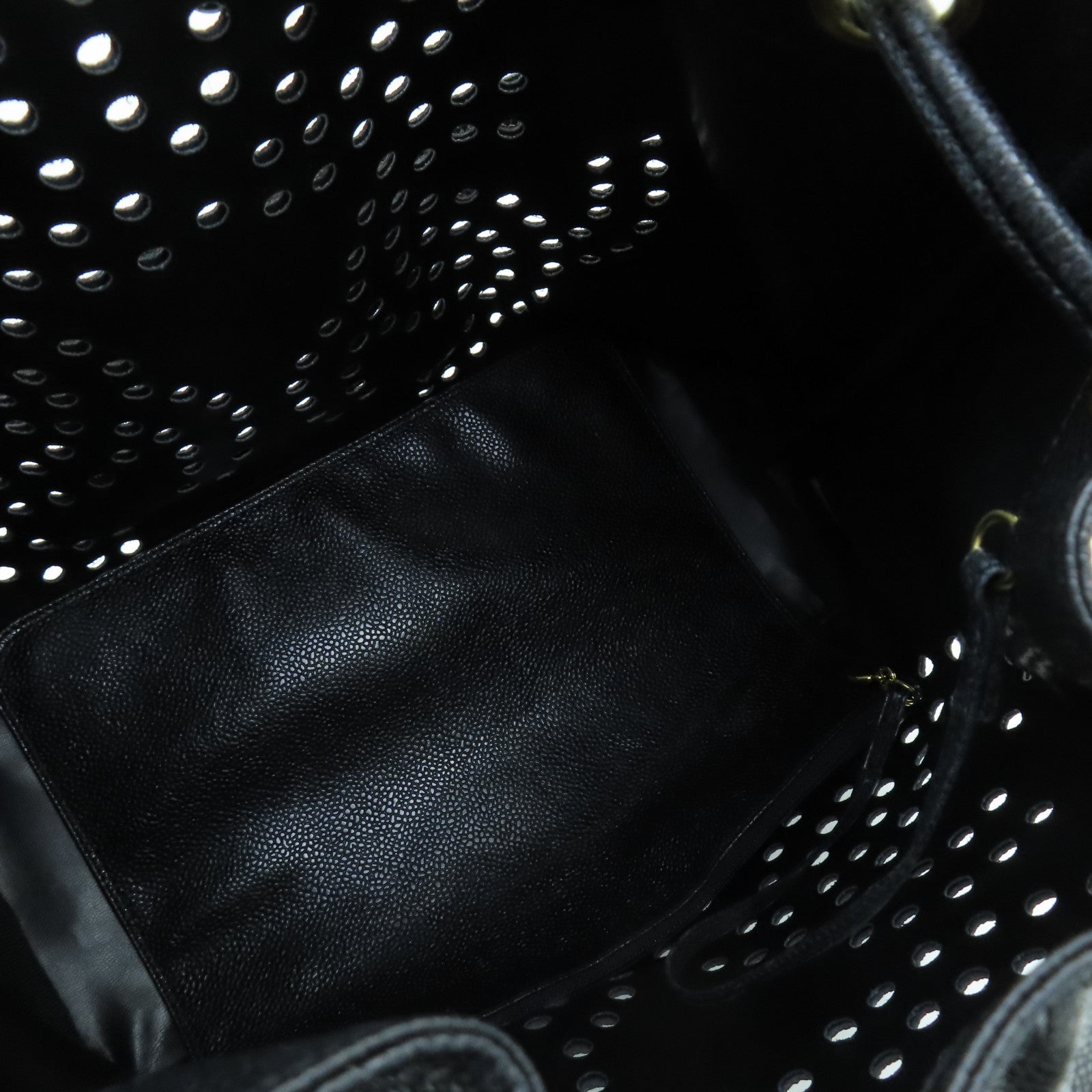 CHANEL Caviar皮革Vintage Bag金扣鏈帶肩背袋黑色