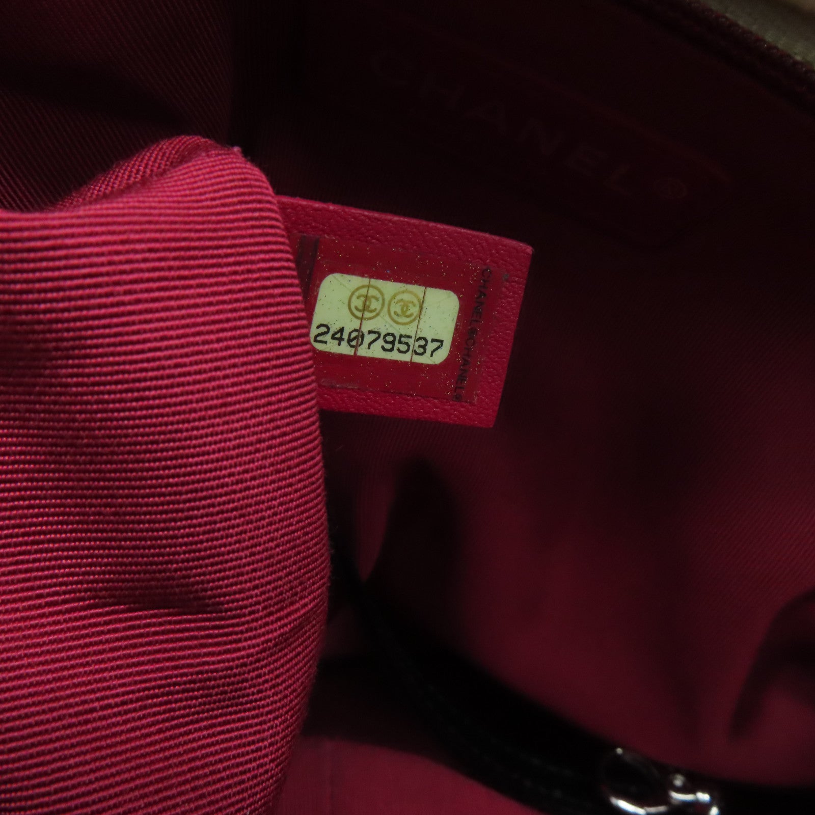 CHANEL 【激減優惠】牛皮皮革Cabrielle Shoulder Bag銀扣肩背袋米色黑色