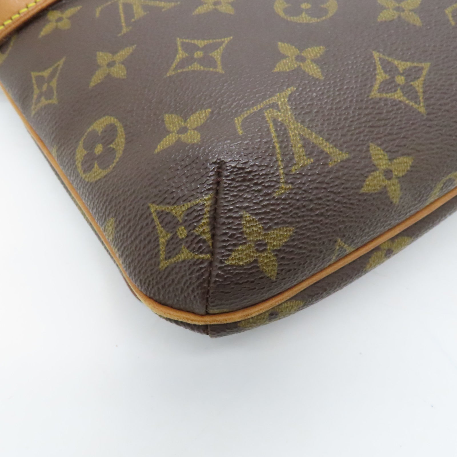 LOUIS VUITTON Monogram Musette Tango Gold Buckle Shoulder Bag Brown