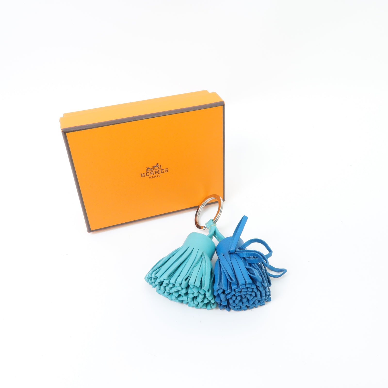 HERMES Swift皮革Duo Carmen銀扣掛飾Bleu Izmir/Lagon藍色/綠色