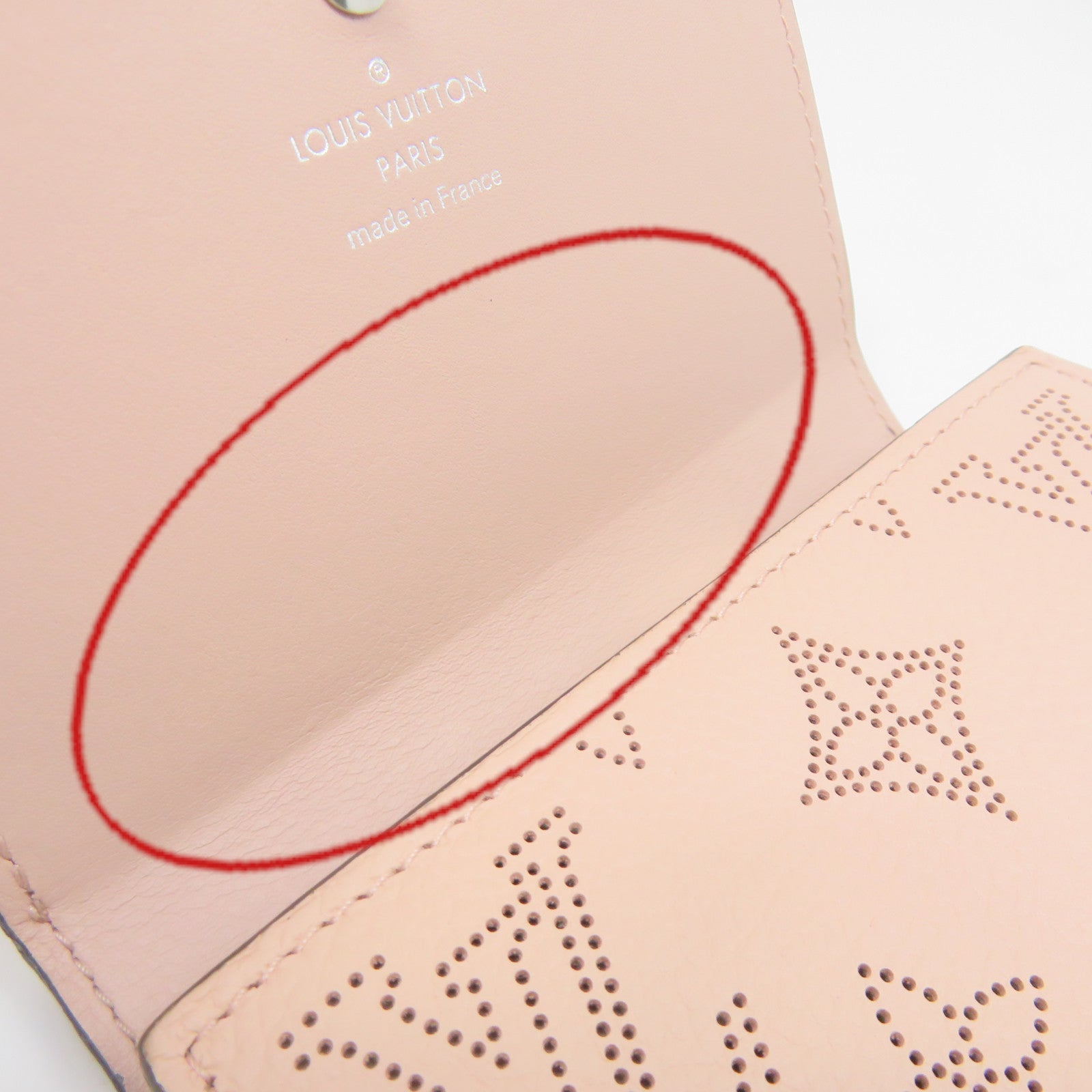 LOUIS VUITTON Mono-Mahina Short Wallet短钱包粉红色