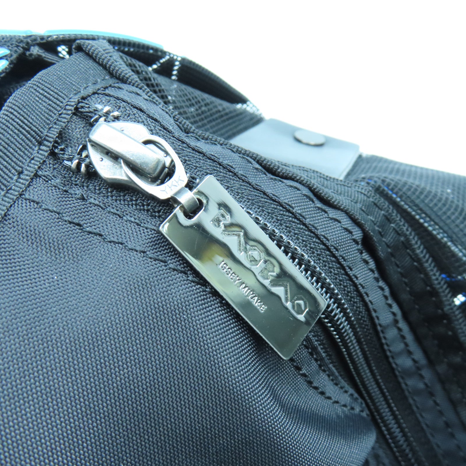 ISSEY MIYAKE PVC Bao Bao Tote Bag手拿包藍色