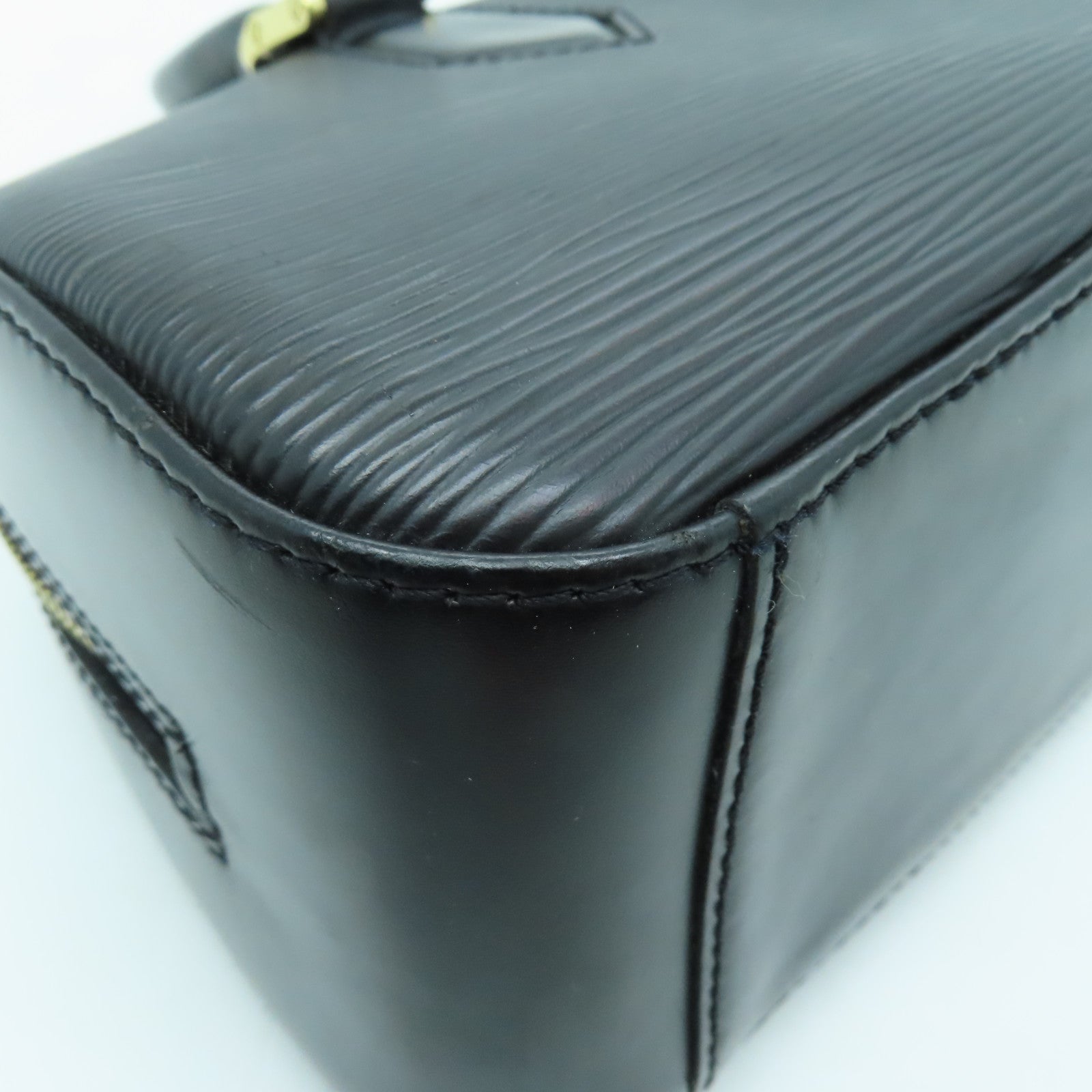 LOUIS VUITTON Epi Jasmin金扣手挽袋黑色
