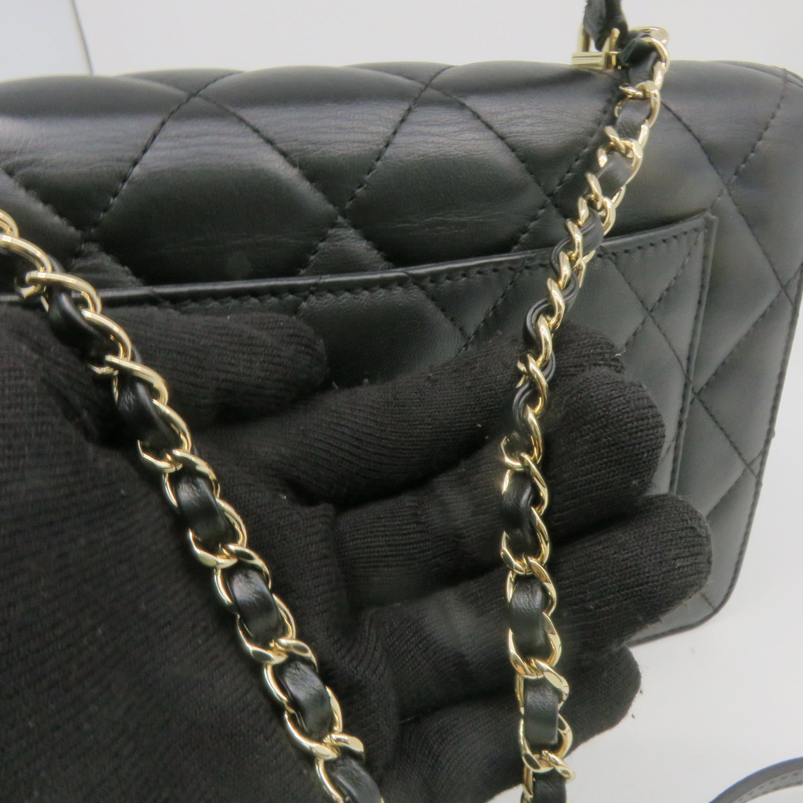 CHANEL 菱格羊皮皮革Chain Shoulder金扣鏈帶肩背袋肩背袋黑色