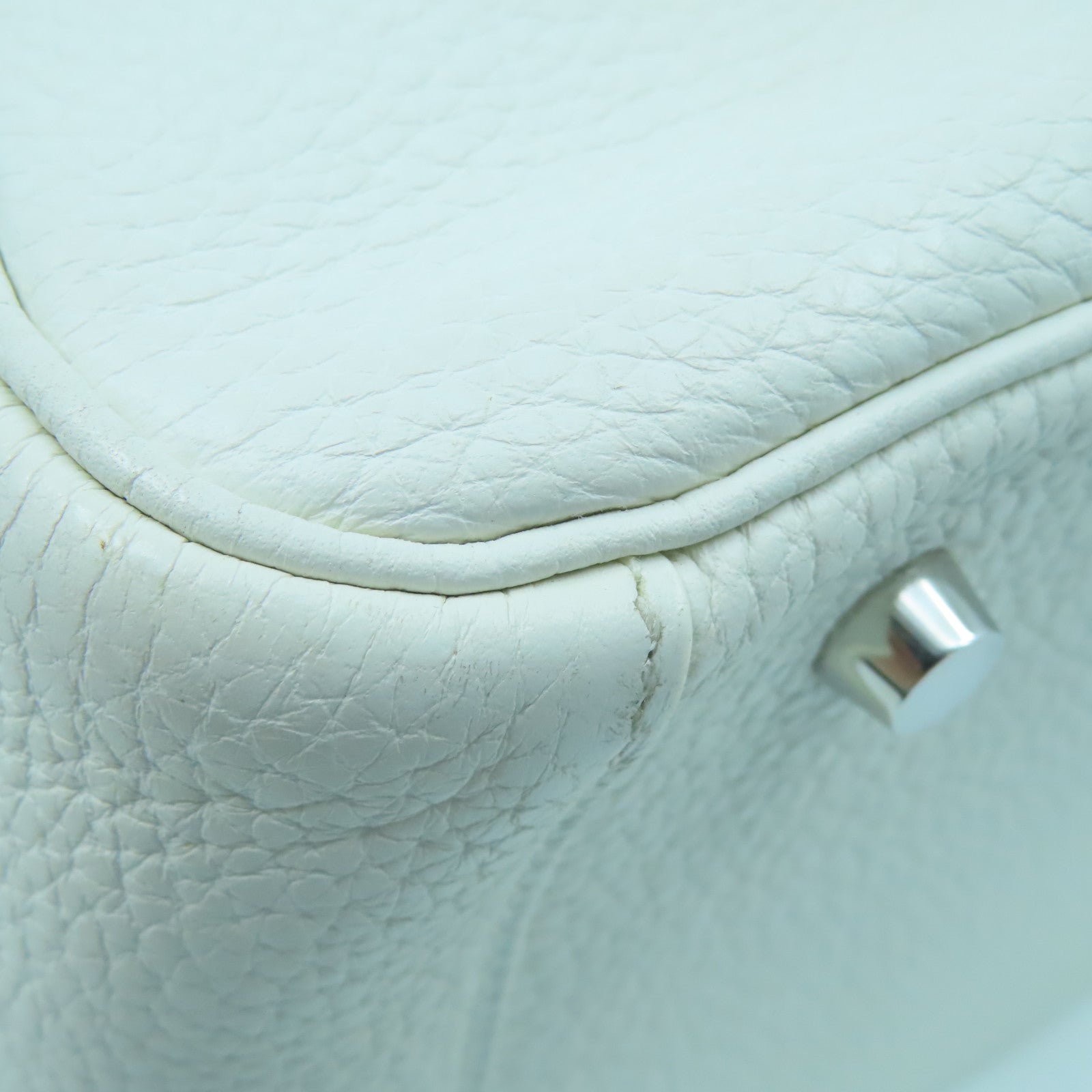 HERMES Clemence Leather Lindy 30 Silver Buckle Handle Shoulder Bag White