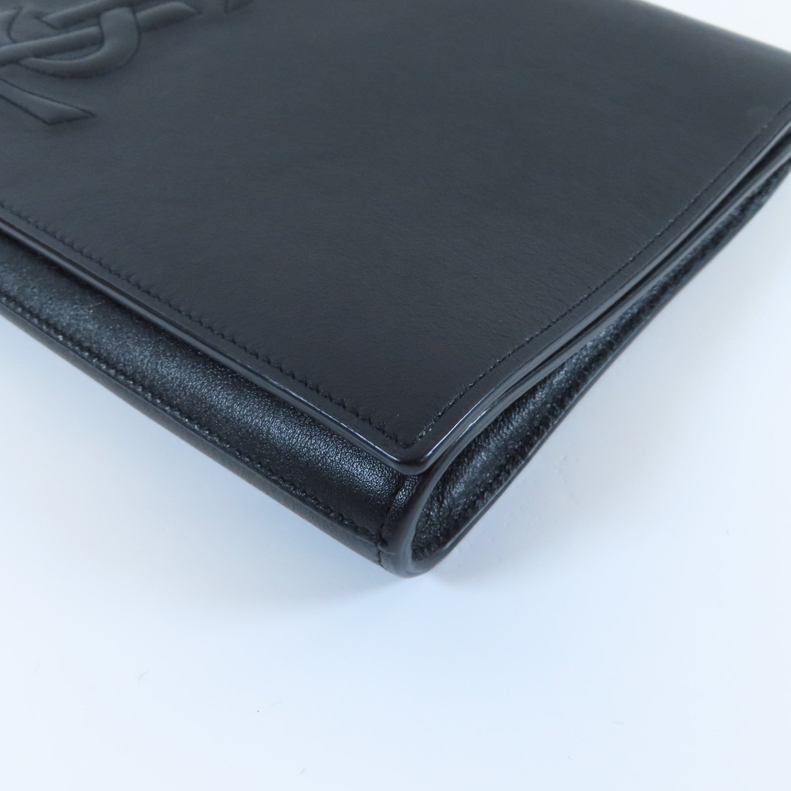 YVES SAINT LAURENT 牛皮皮革Clutch金扣手拿包黑色