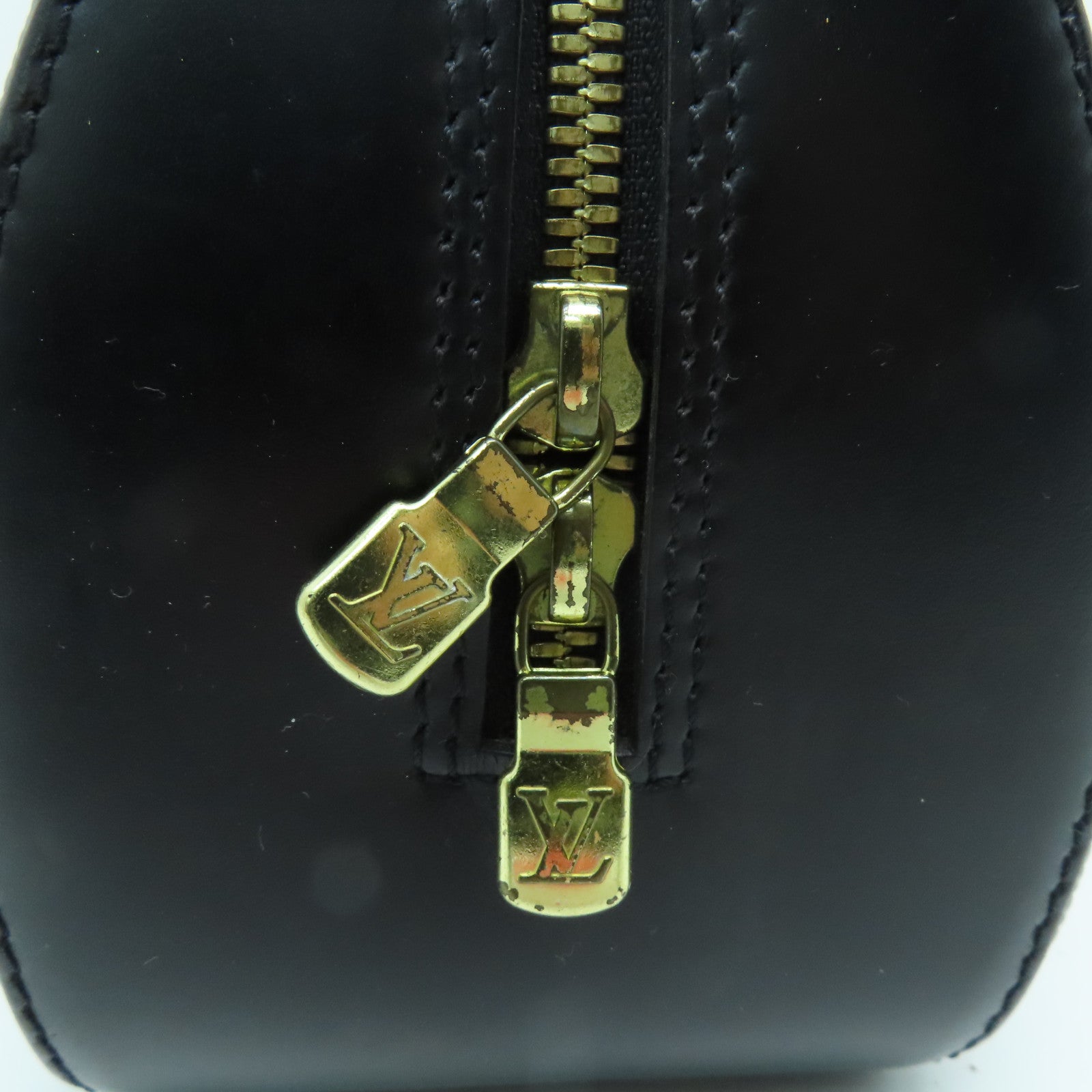 LOUIS VUITTON Epi Jasmin金扣手挽袋黑色
