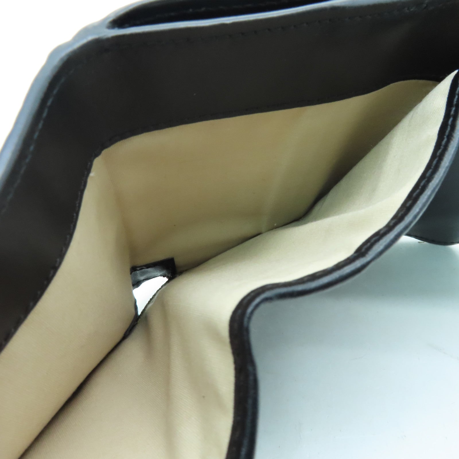 Chloe Leather Wallet Gold Buckle Black