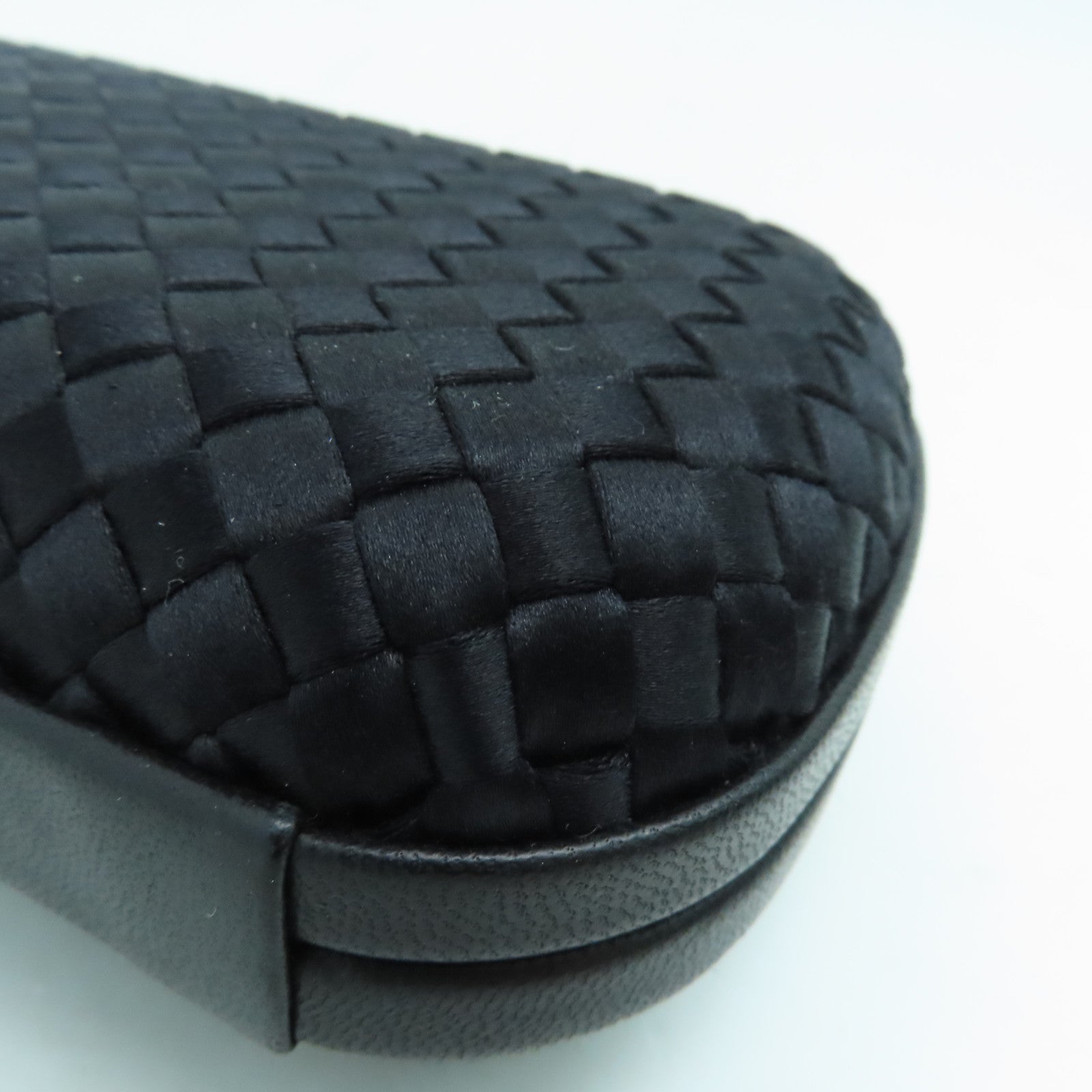 BOTTEGA VENETA Satin/皮革Clutch Bag手拿包黑色