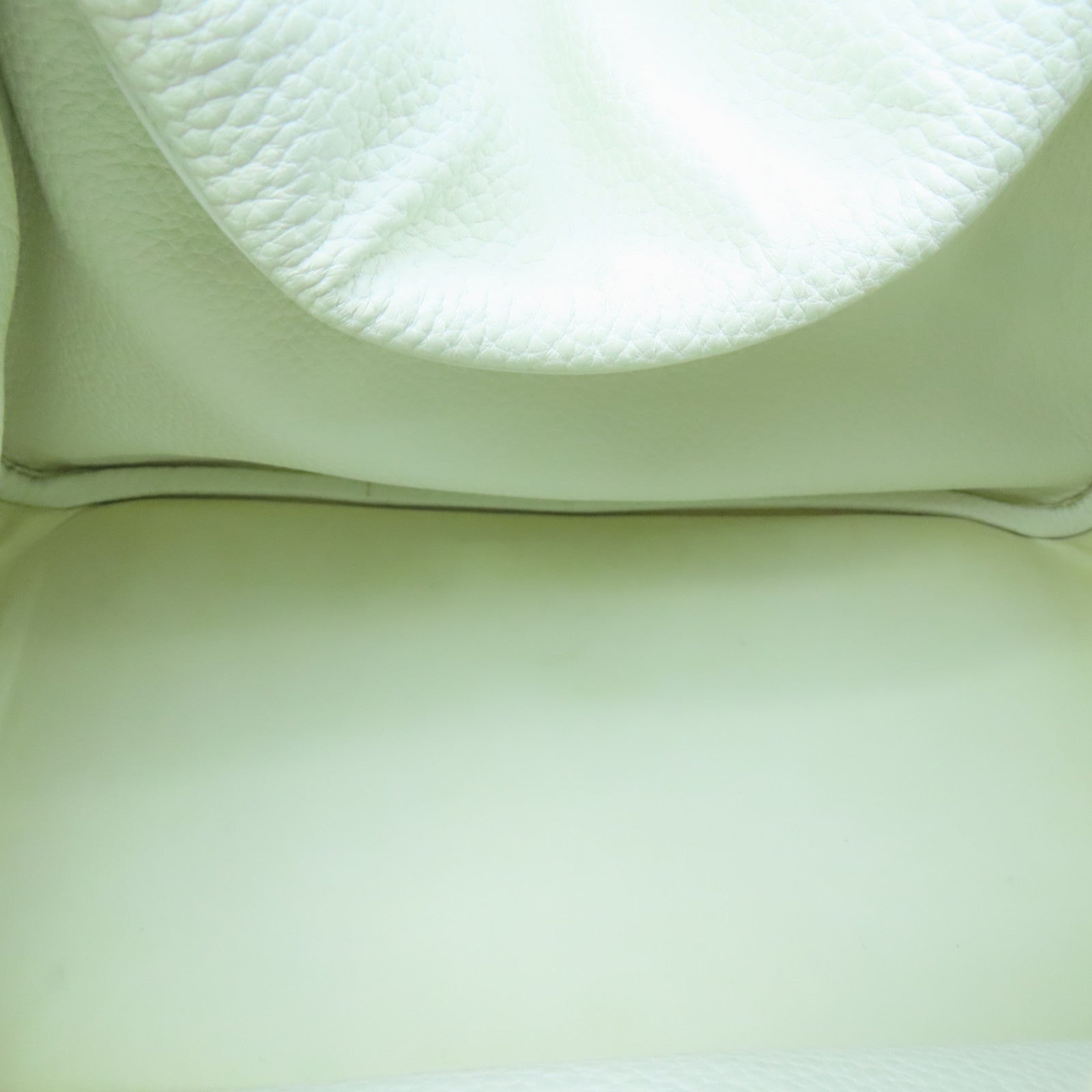 HERMES Clemence Leather Lindy 30 Silver Buckle Handle Shoulder Bag White
