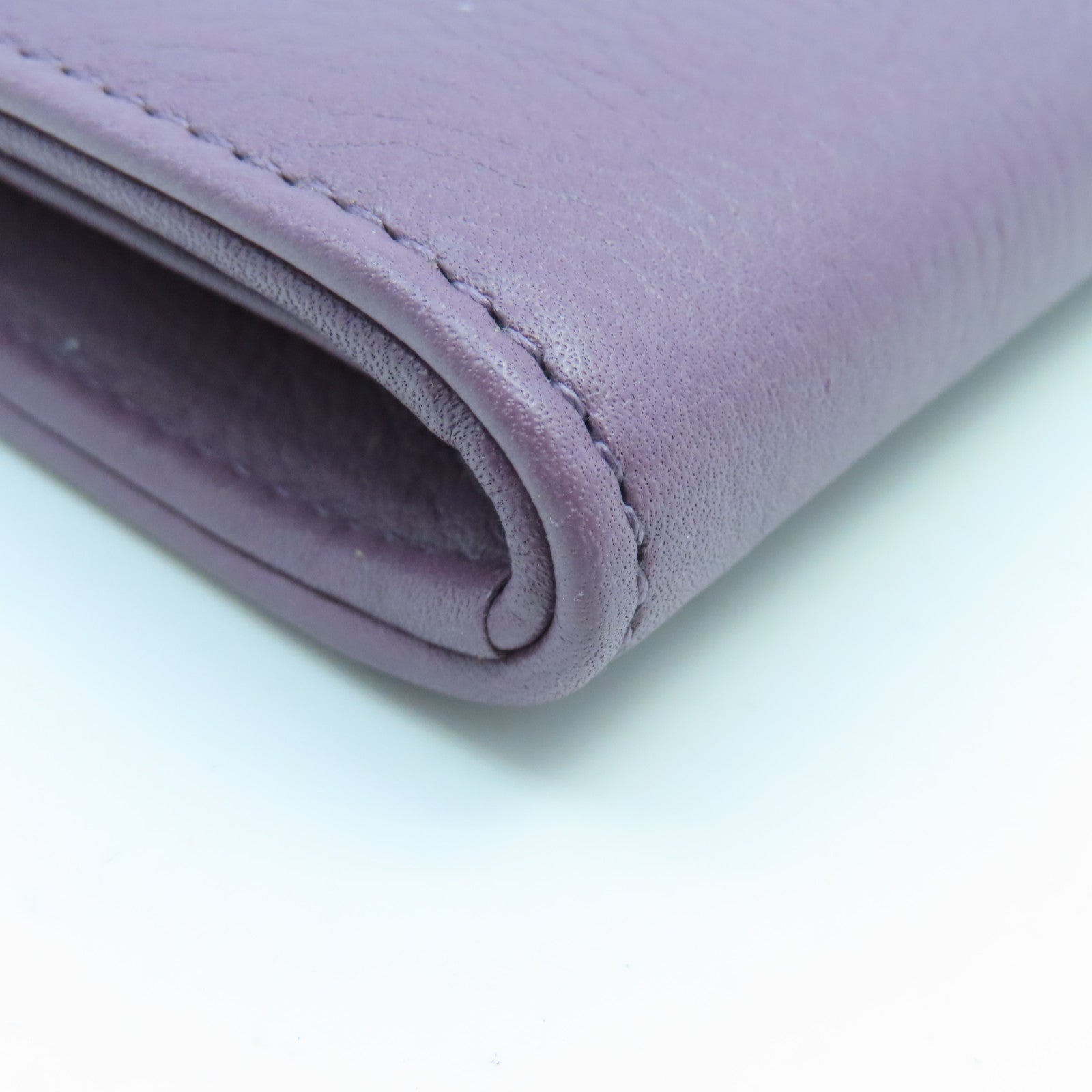 GUCCI Cowhide Leather Key Case 6 Gold Buckle Long Wallet Purple