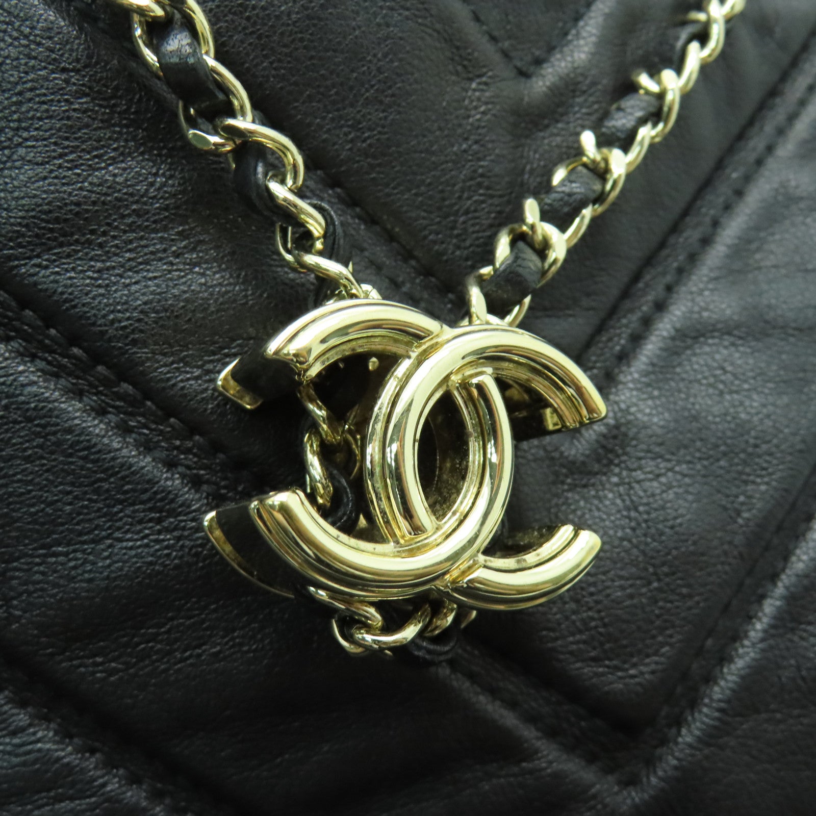 CHANEL 羊皮皮革Shoulder Bag金扣肩背袋黑色