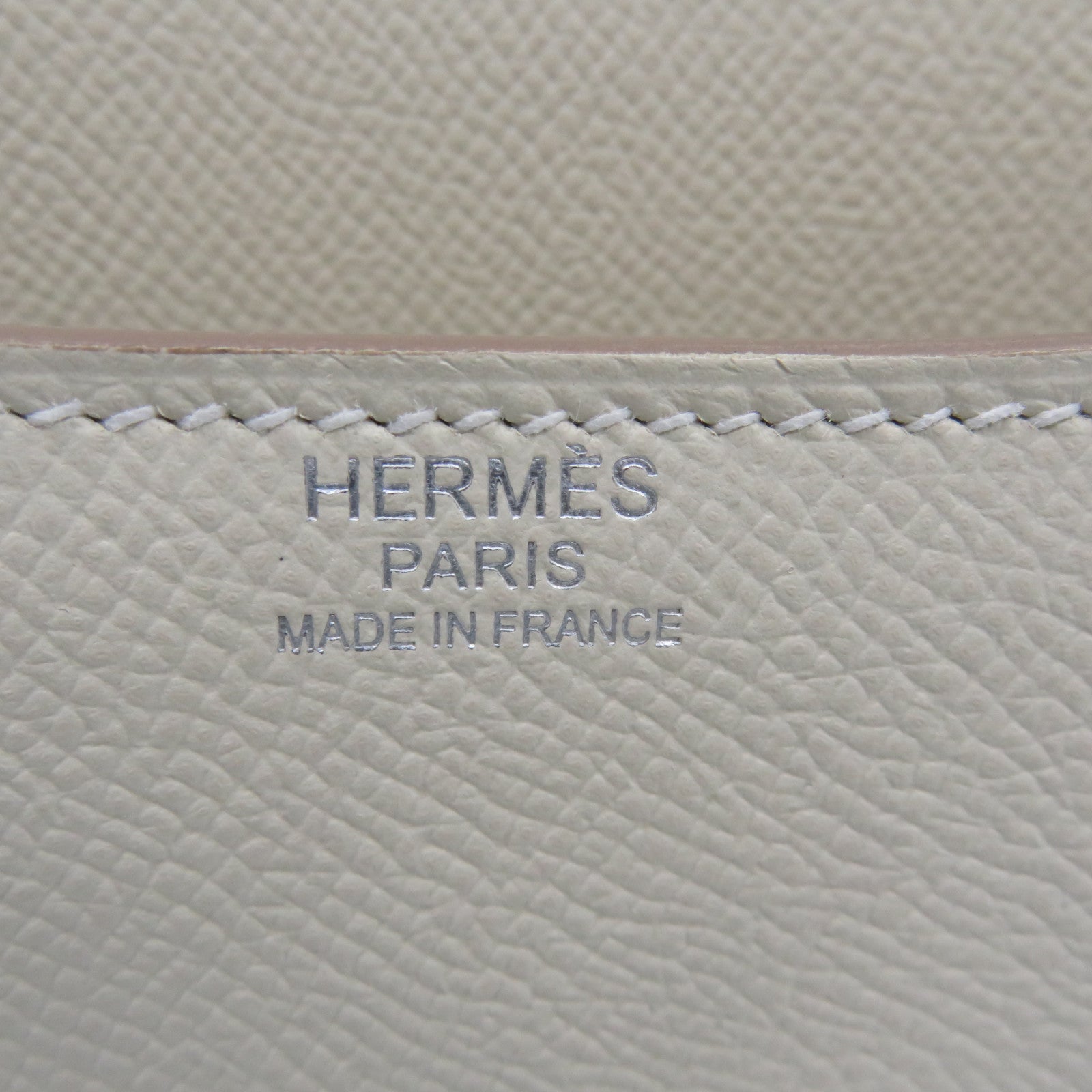 HERMES Epsom Leather Constance 24 Silver Buckle Chain Shoulder Bag White