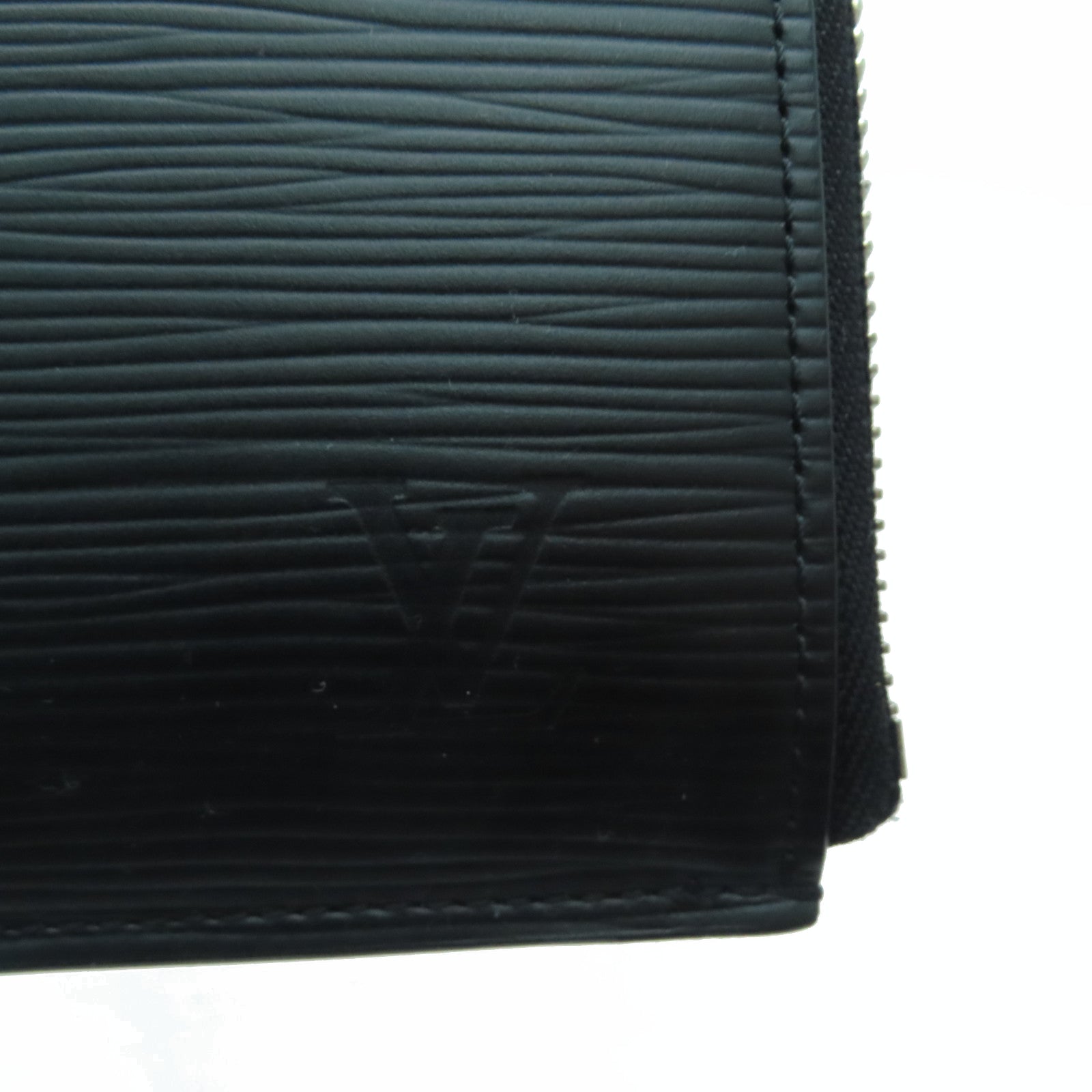 LOUIS VUITTON [Sharp Discount] Epi Pochette Jour GM Clutch Black