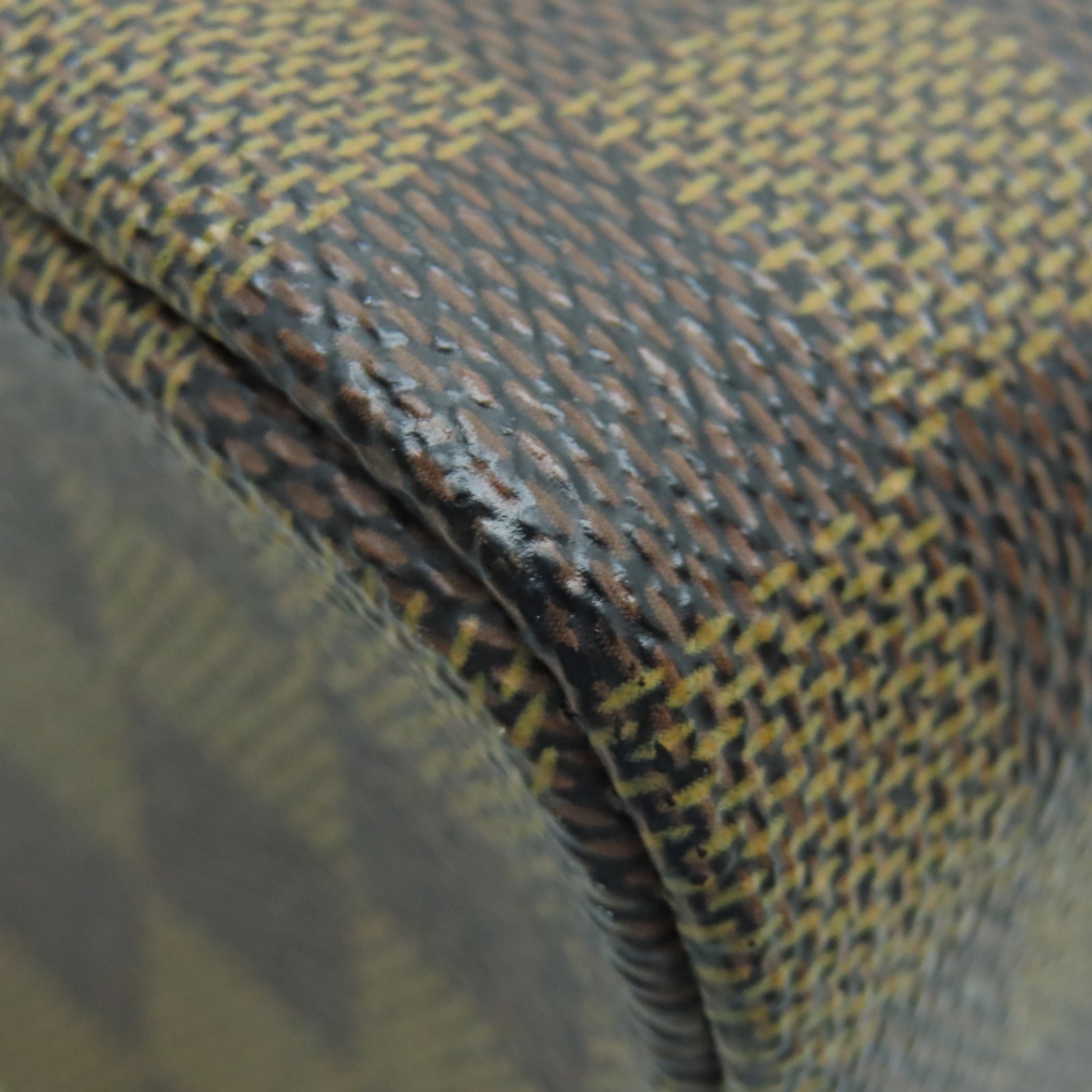 LOUIS VUITTON Damier Olav PM金扣肩背袋棕色