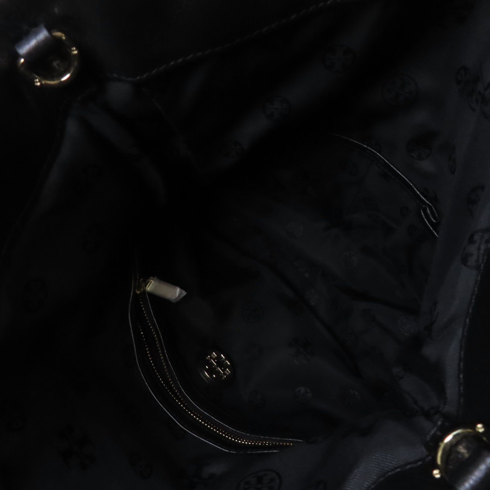 Tory Burch 牛皮皮革Shoulder Bag金扣肩背袋黑色