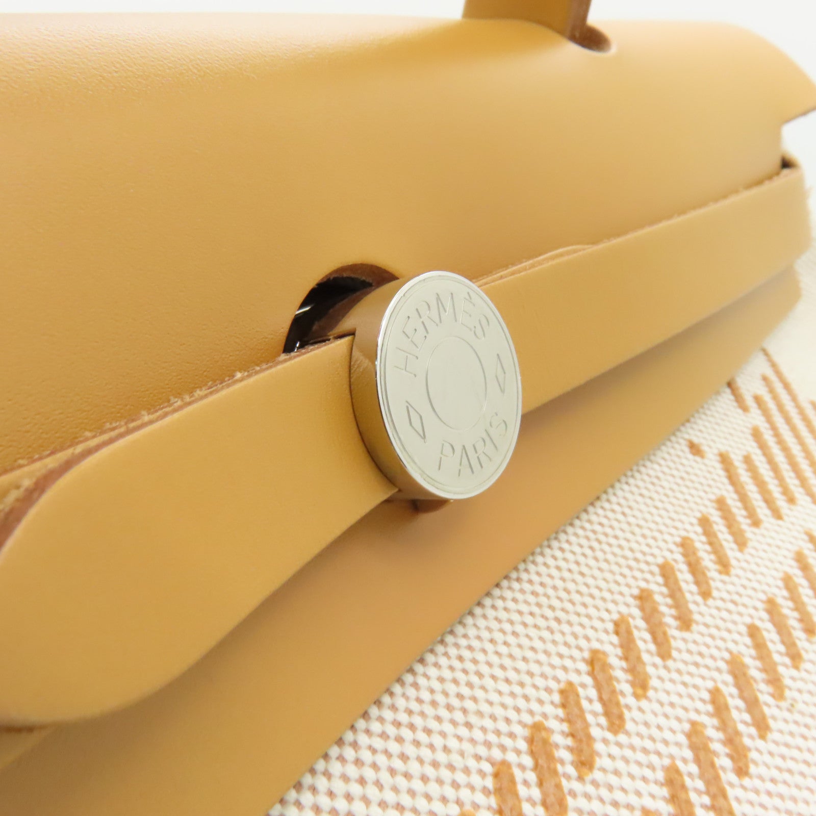 HERMES 帆布Herbag PM銀扣手挽肩背兩用袋Naturel Sable/Ecru米色/棕色