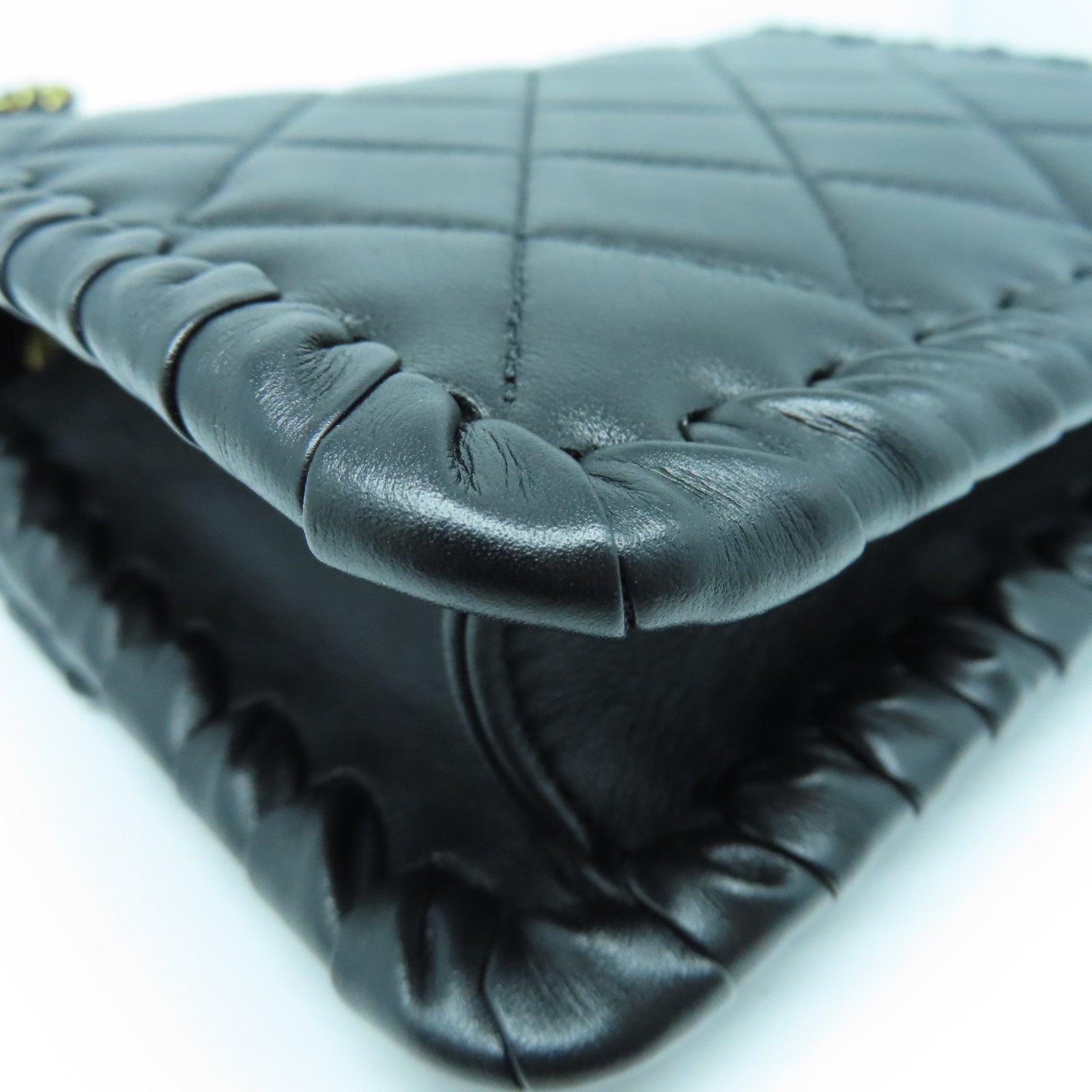 CHANEL 菱格羊皮皮革Mini Flap Bag金扣链带肩背袋黑色