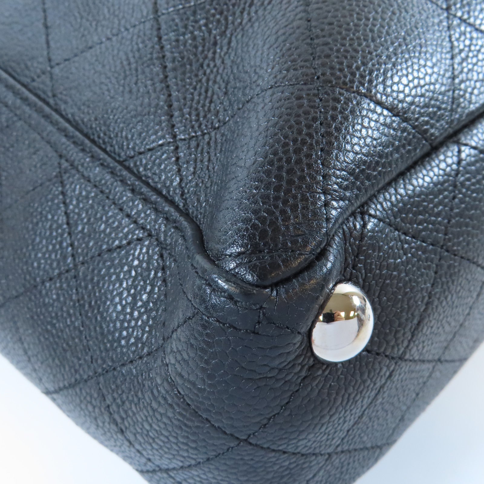 CHANEL 菱格Caviar皮革Chain Shoulder Bag銀扣鏈帶肩背袋黑色