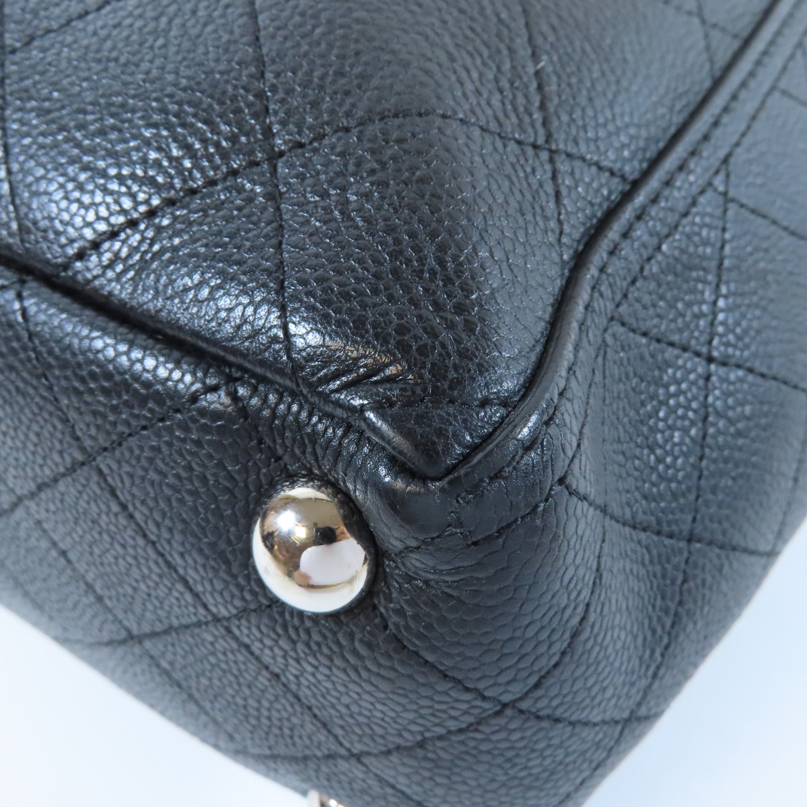 CHANEL 菱格Caviar皮革Chain Shoulder Bag銀扣鏈帶肩背袋黑色