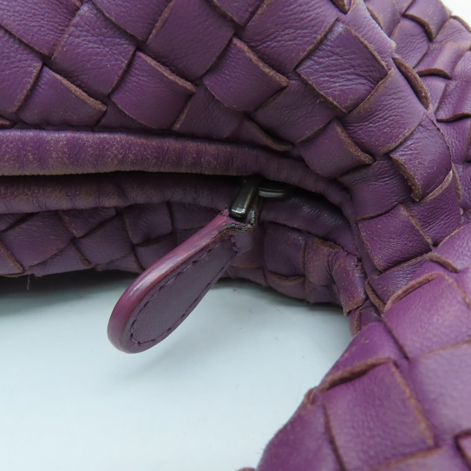 BOTTEGA VENETA 織紋皮革Hobo肩背袋紫色
