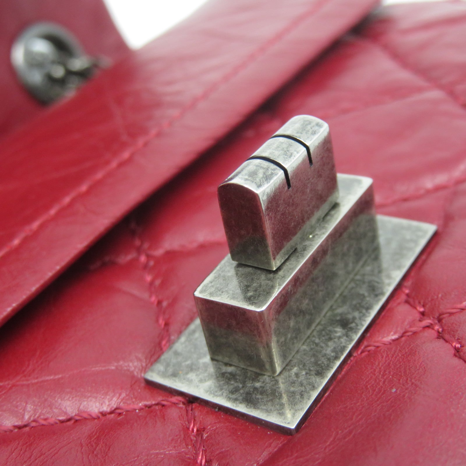 CHANEL Lingge cowhide leather 2.55 Chain Shoulder Bag silver buckle chain shoulder bag wine red
