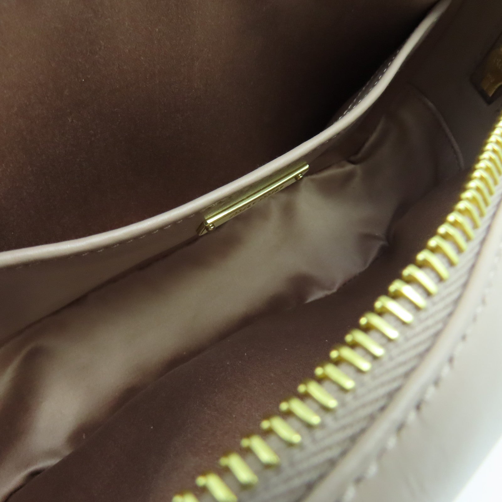 Miu Miu Leather Shoulder Bag Gold Buckle Pink