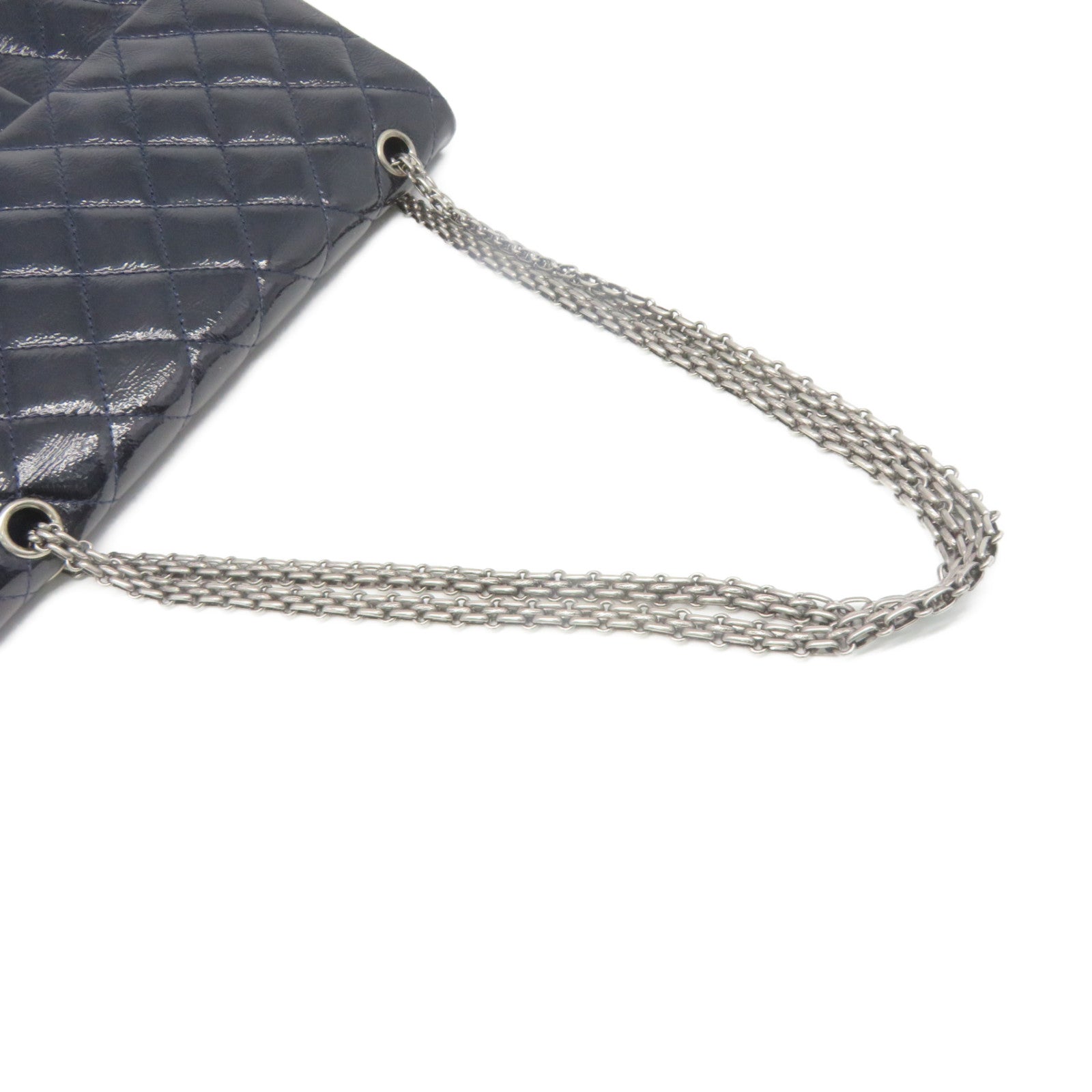 CHANEL diamond patent leather Classic Chain Shoulder Bag silver buckle chain shoulder bag royal blue