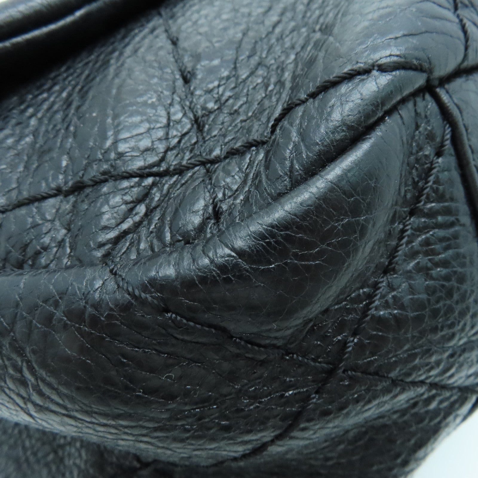 CHANEL 菱格牛皮皮革Shoulder Bag银扣肩背袋黑色