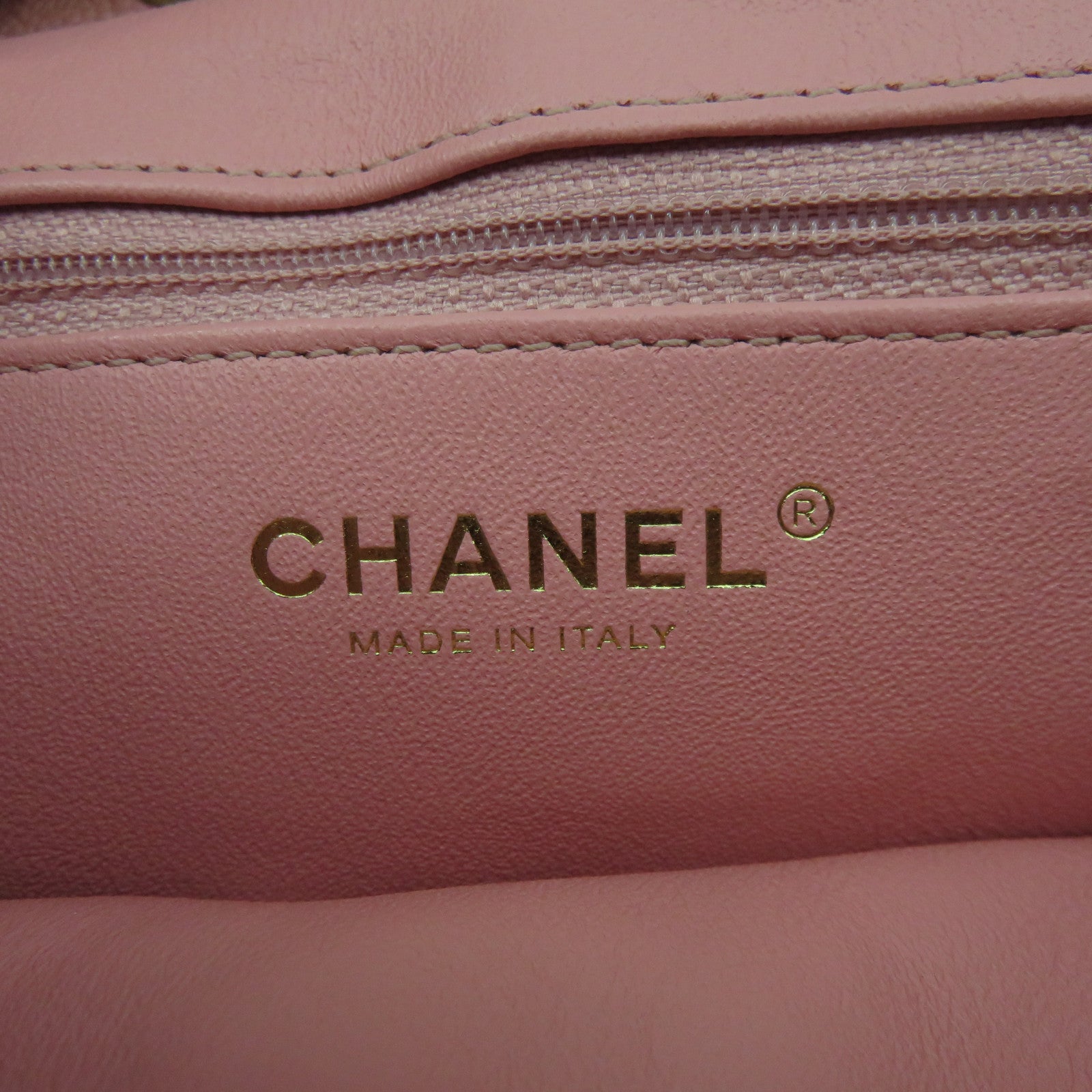 CHANEL 【激減優惠】菱格牛皮皮革Back Pack金扣背包粉紅色