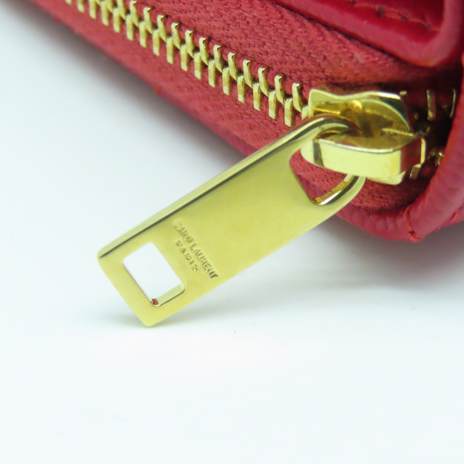 SAINT LAURENT 斜纹牛皮皮革Wallet金扣钱包红色
