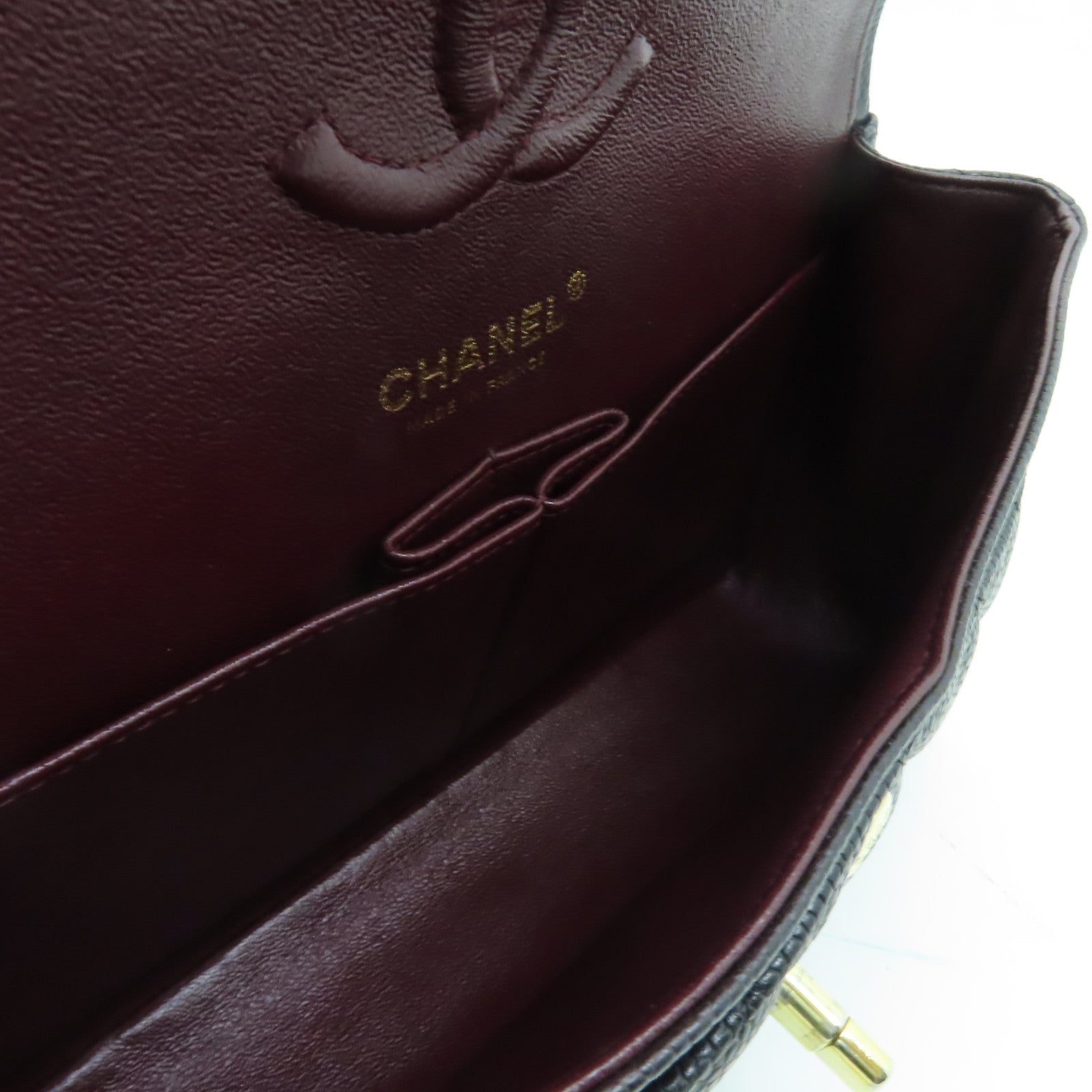 CHANEL 菱格Caviar皮革Classic 22金扣鏈帶肩背袋黒色