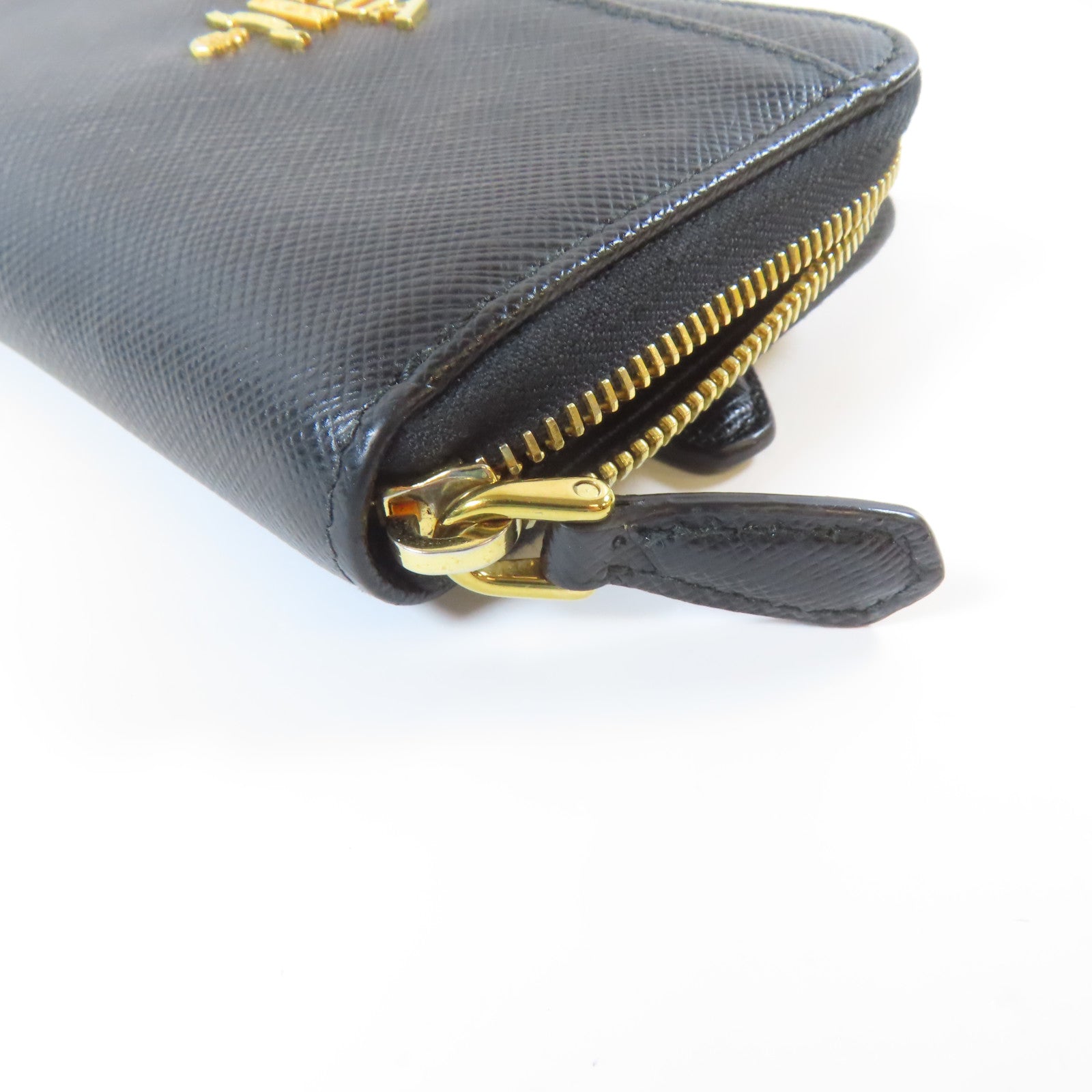 PRADA Saffiano皮革Key Case金扣鎖匙包黑色