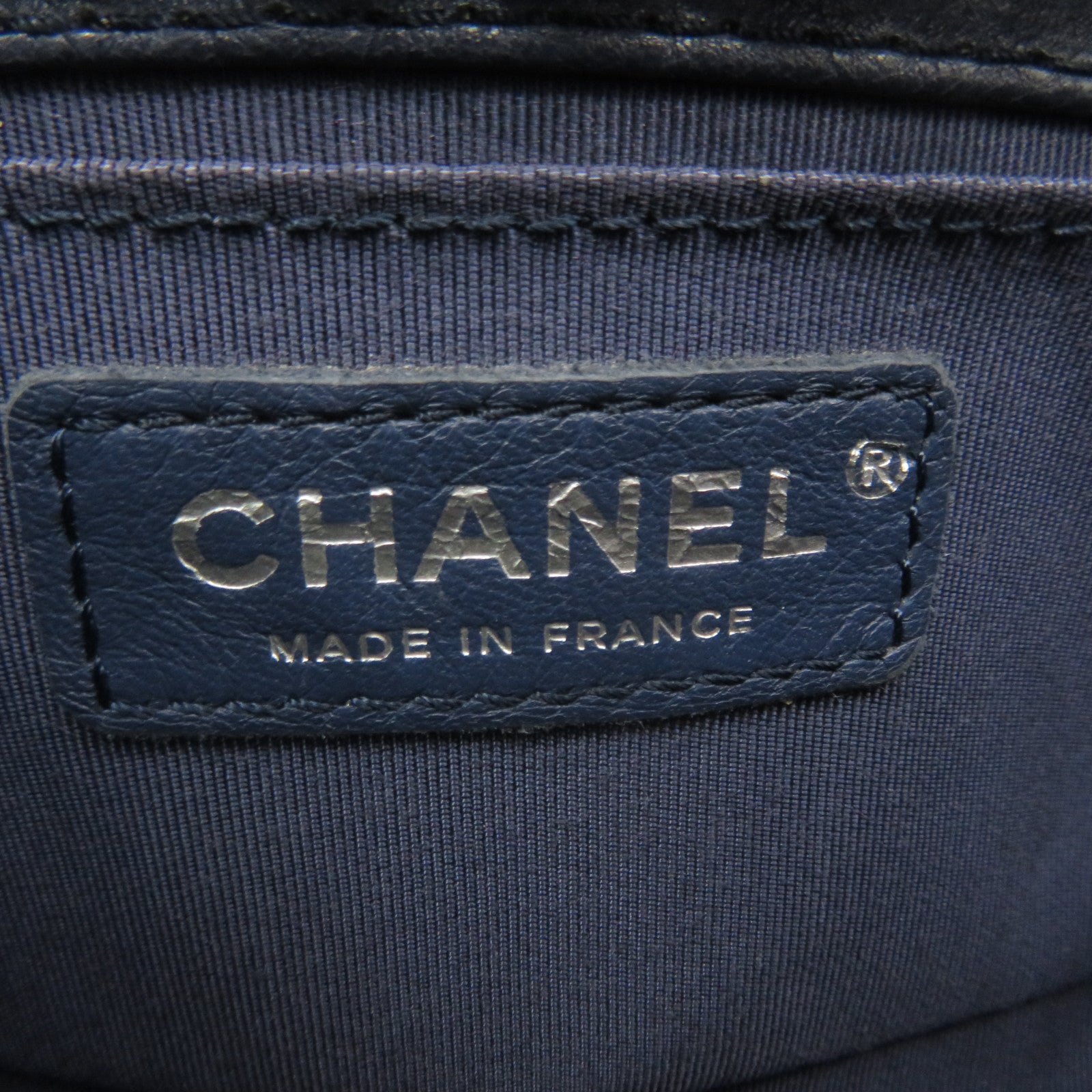 CHANEL Rhombus Leather Boy Chanel Chain Shoulder Bag Silver Buckle Chain Belt Handle Shoulder Bag Blue